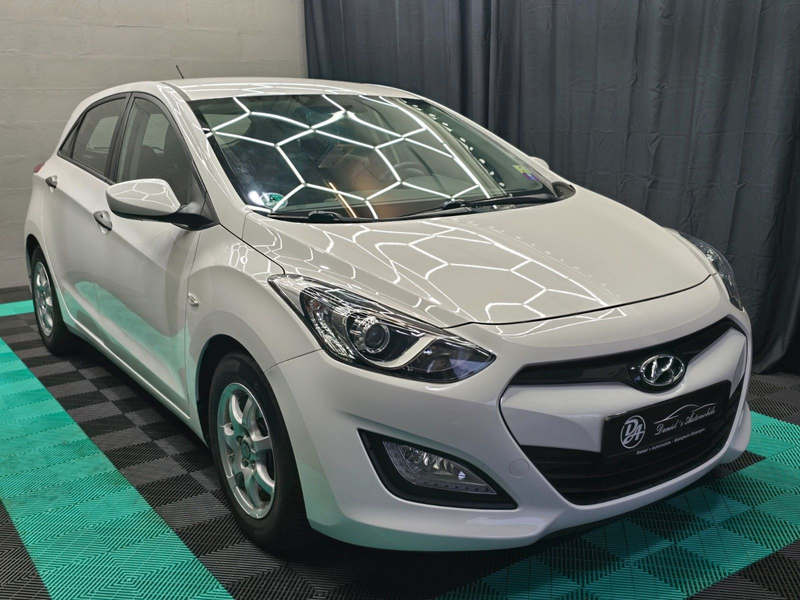 Hyundai i30 Classic 1 HAND KLIMA — photo 9