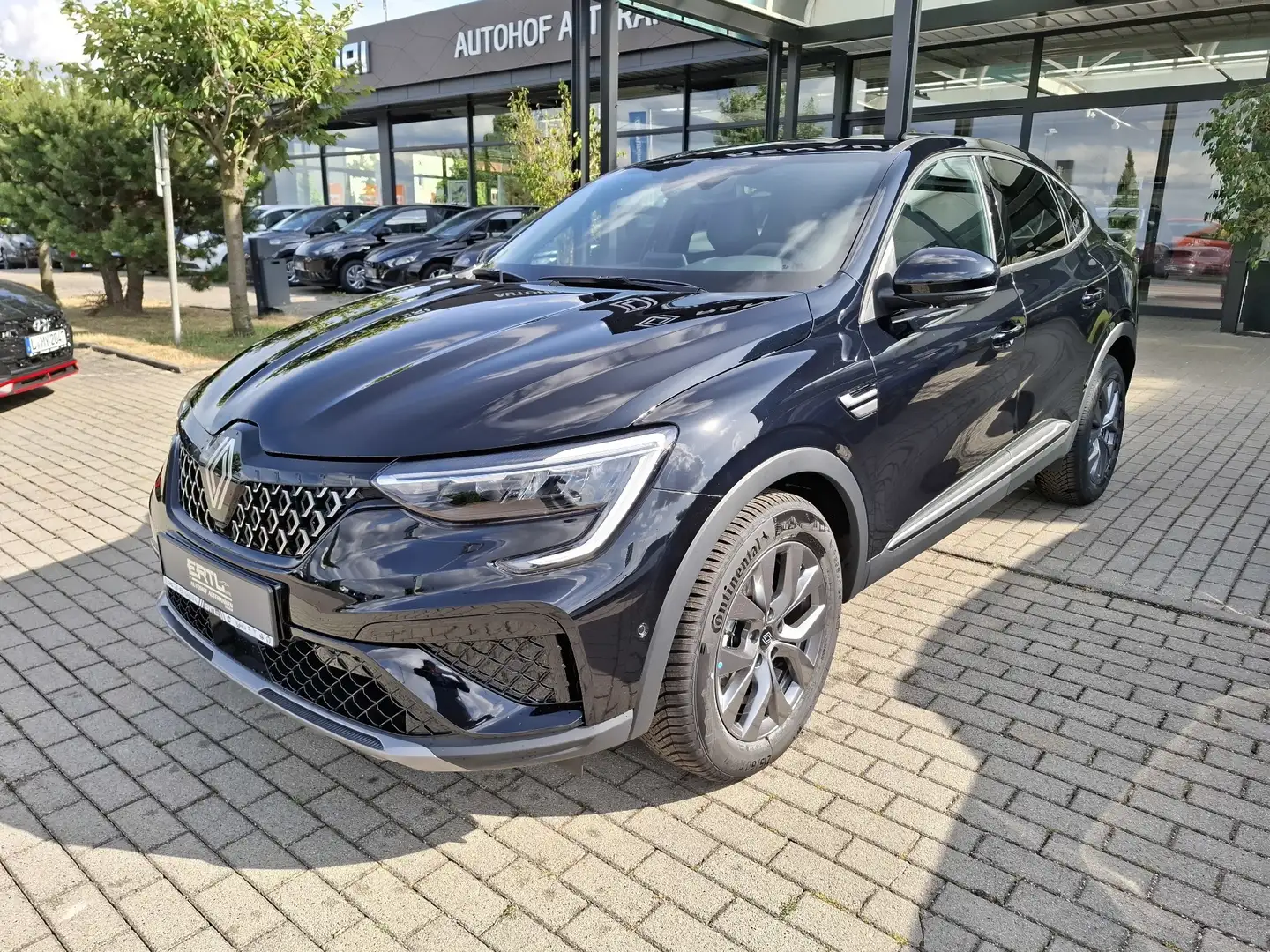 Renault Arkana TECHNO Mild Hybrid 140 EDC Schwarz - 1
