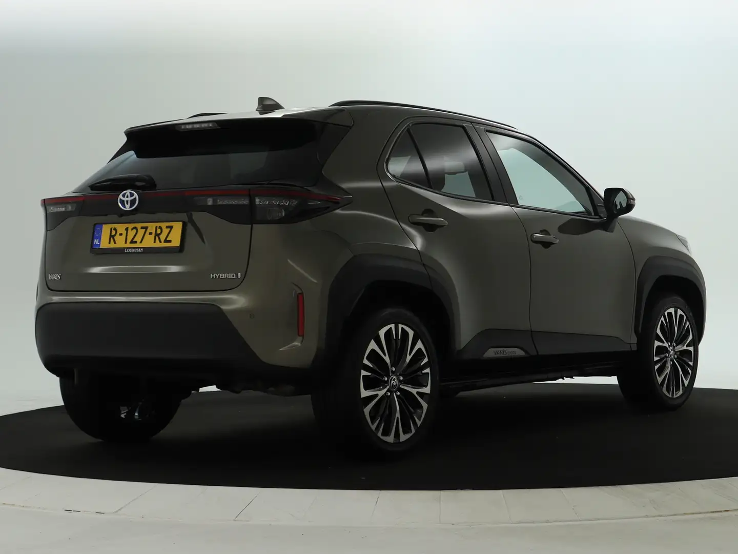 Toyota Yaris Cross 1.5 Hybrid Executive Verde - 2