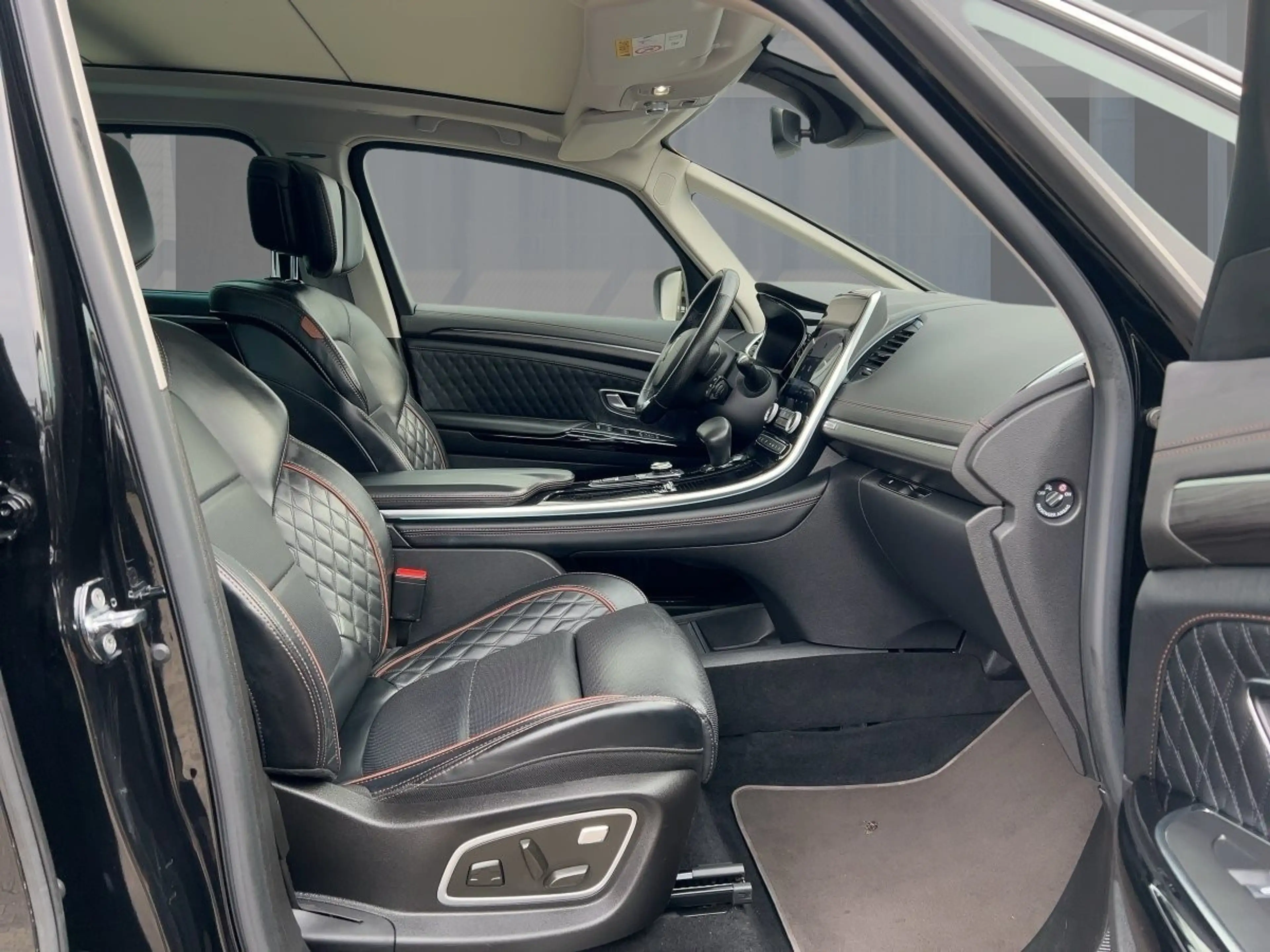 Renault Espace 2.0 DCI 190 INITIALE PARIS — photo 8