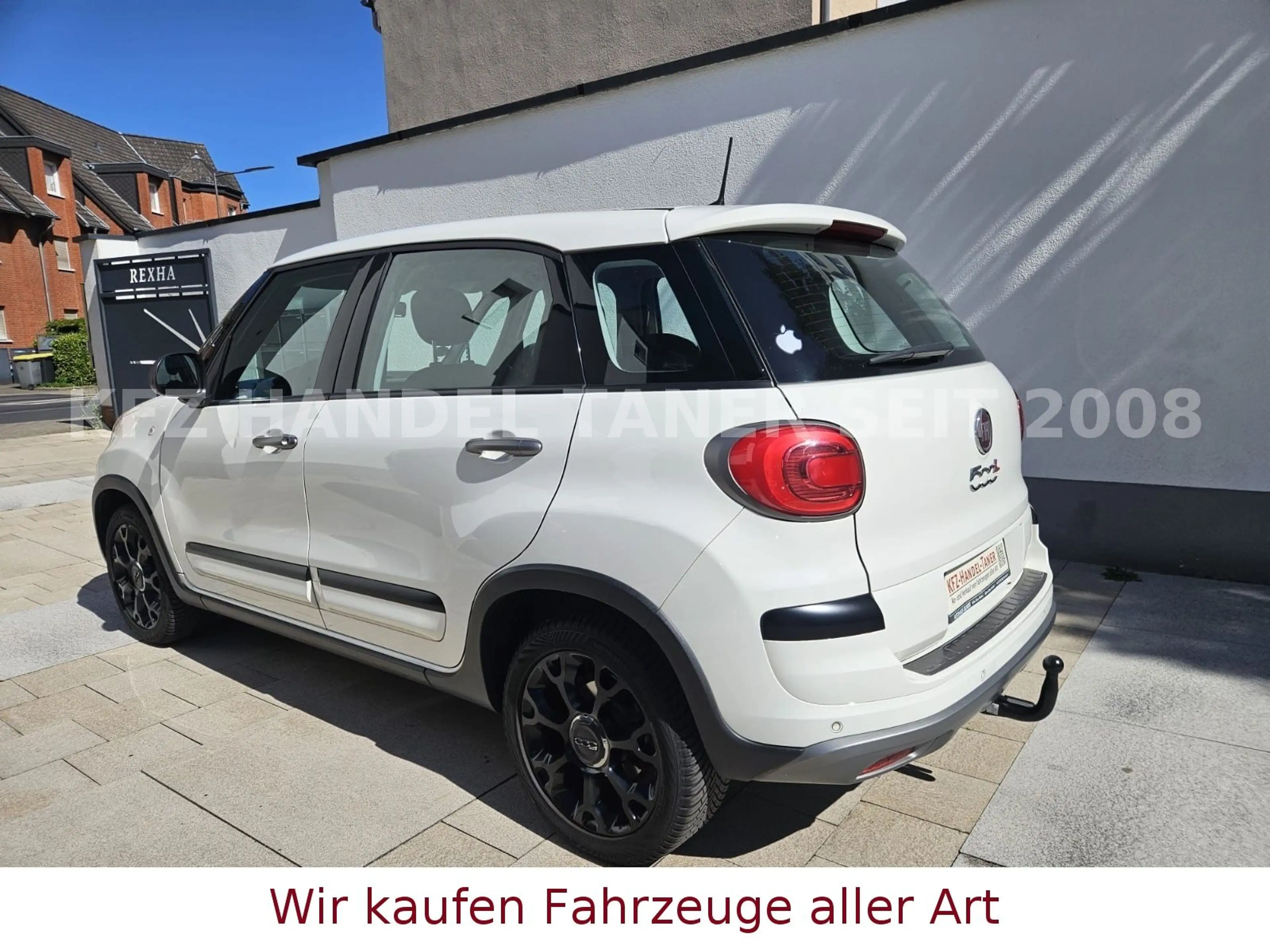Fiat 500L City Cross — photo 6
