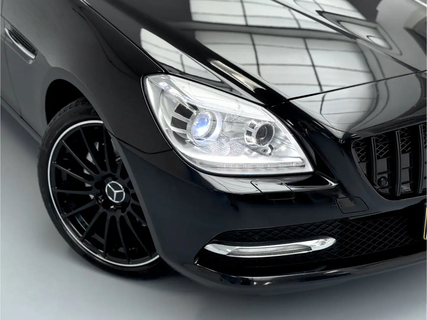 Mercedes-Benz SLK 250 18", AMG styling, Hardtop, NL auto Noir - 2