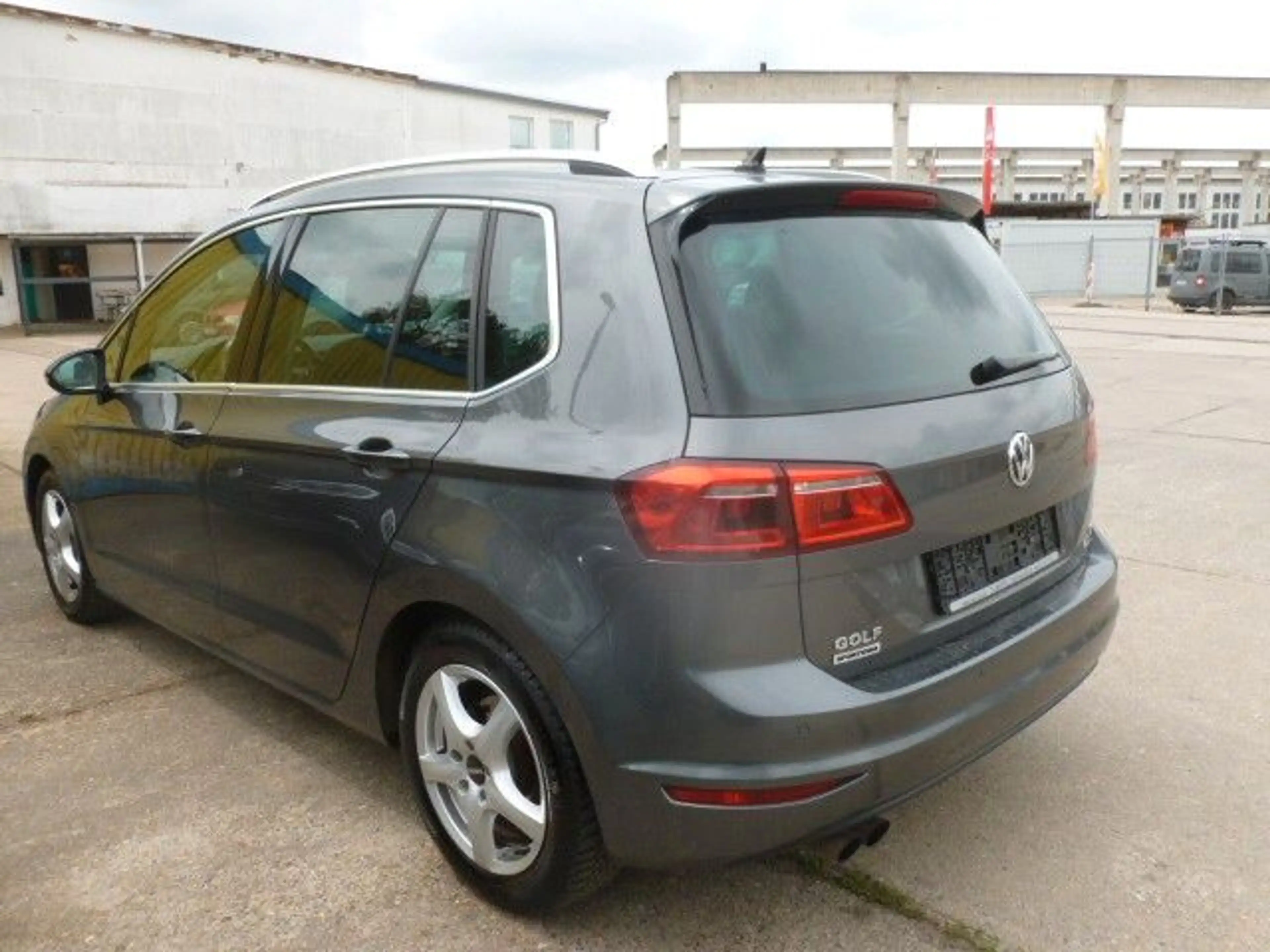 Volkswagen Golf Sportsvan 1.4 TSI Navi Kamera AHK Highline — photo 4