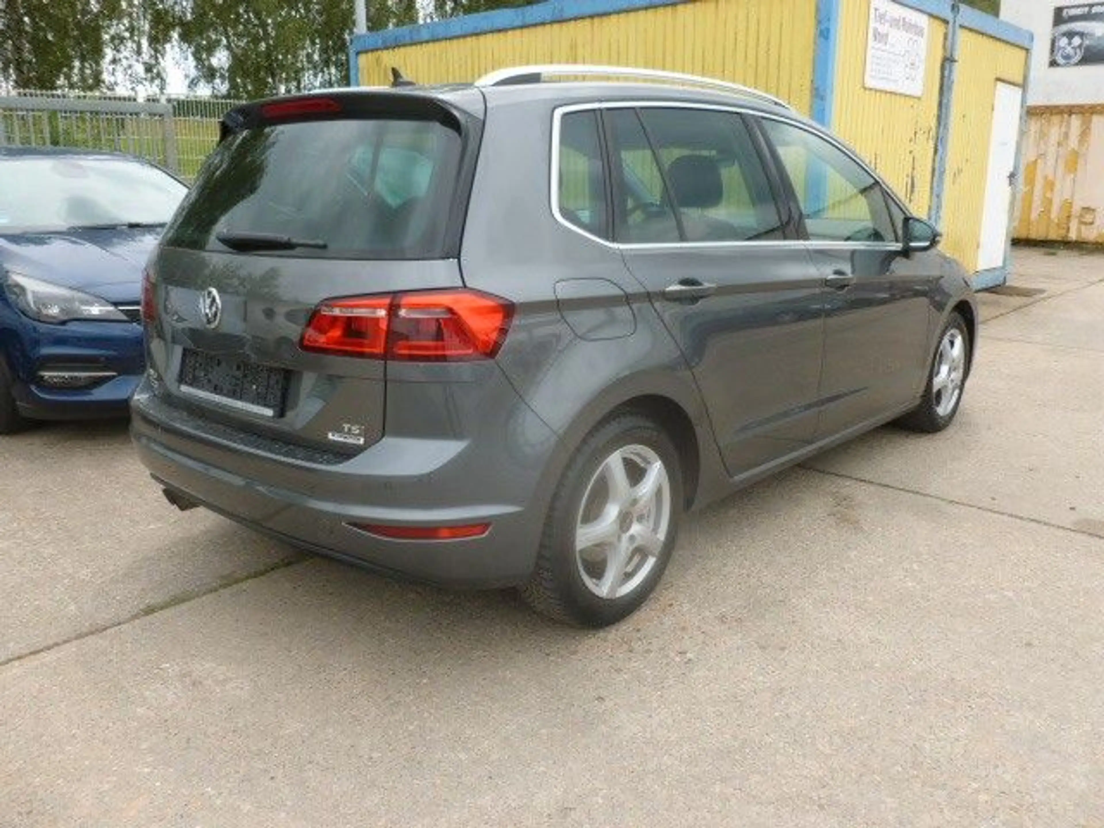 Volkswagen Golf Sportsvan 1.4 TSI Navi Kamera AHK Highline — photo 3