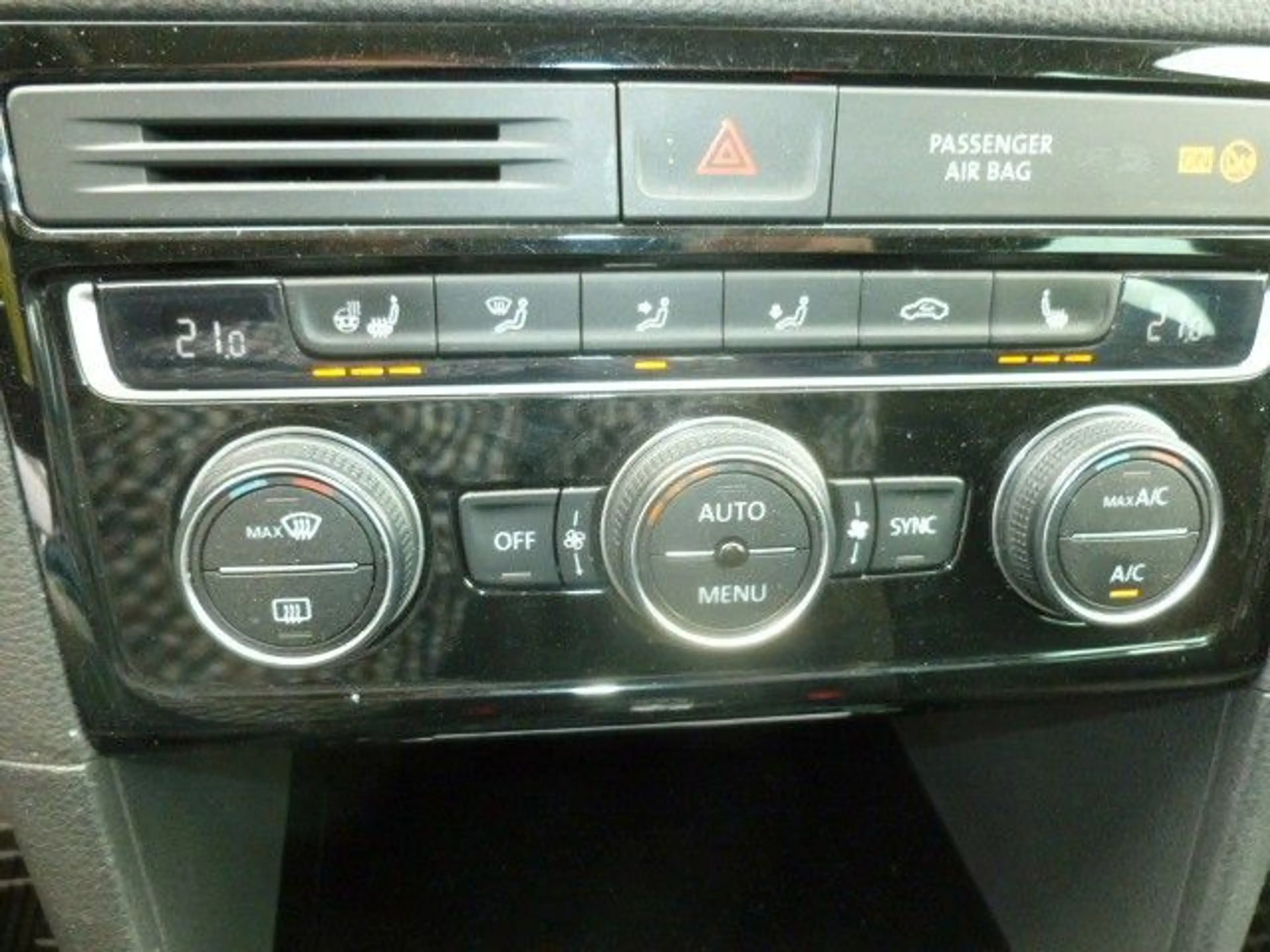 Volkswagen Golf Sportsvan 1.4 TSI Navi Kamera AHK Highline — photo 14