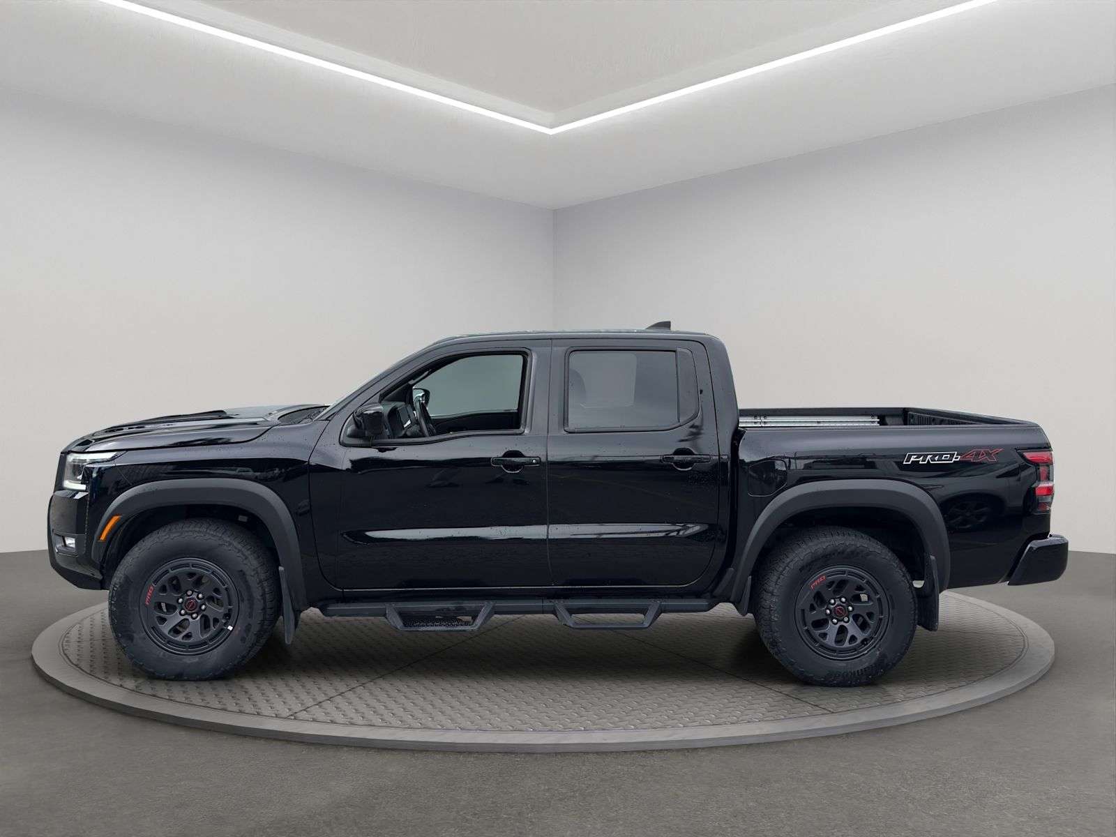 2025 Nissan Frontier PRO-4X — снимка 3