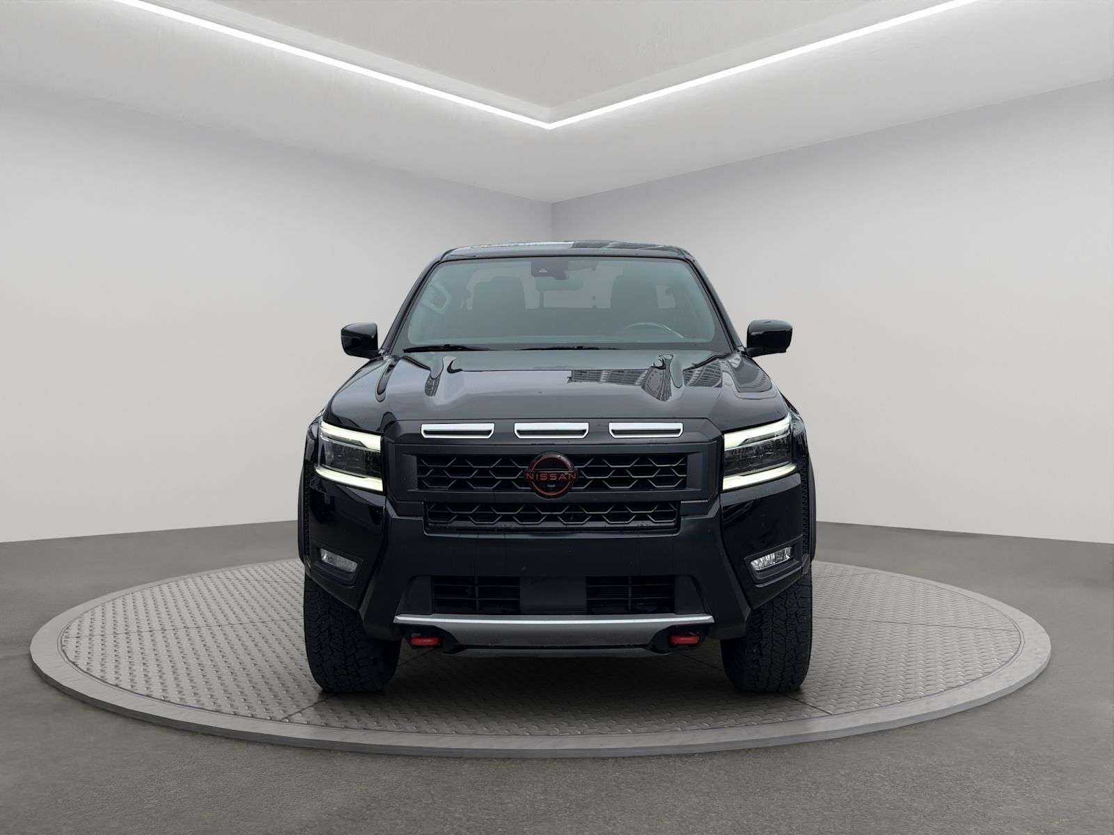 2025 Nissan Frontier PRO-4X — photo 1