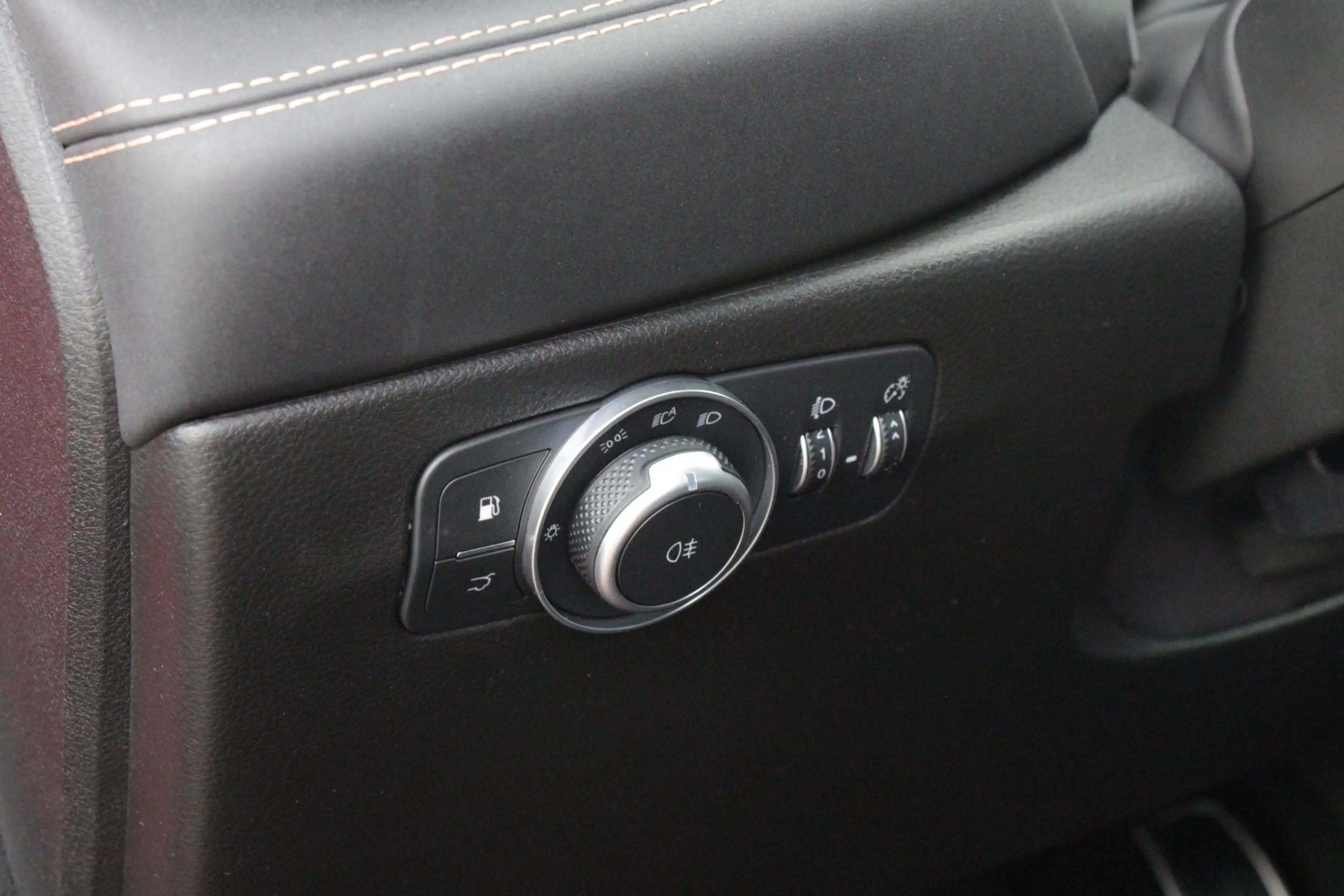 Alfa Romeo Tonale 1.3T PHEV 280PK EDIZIONE BUSINESS | AFNEEMBARE TRE — photo 27