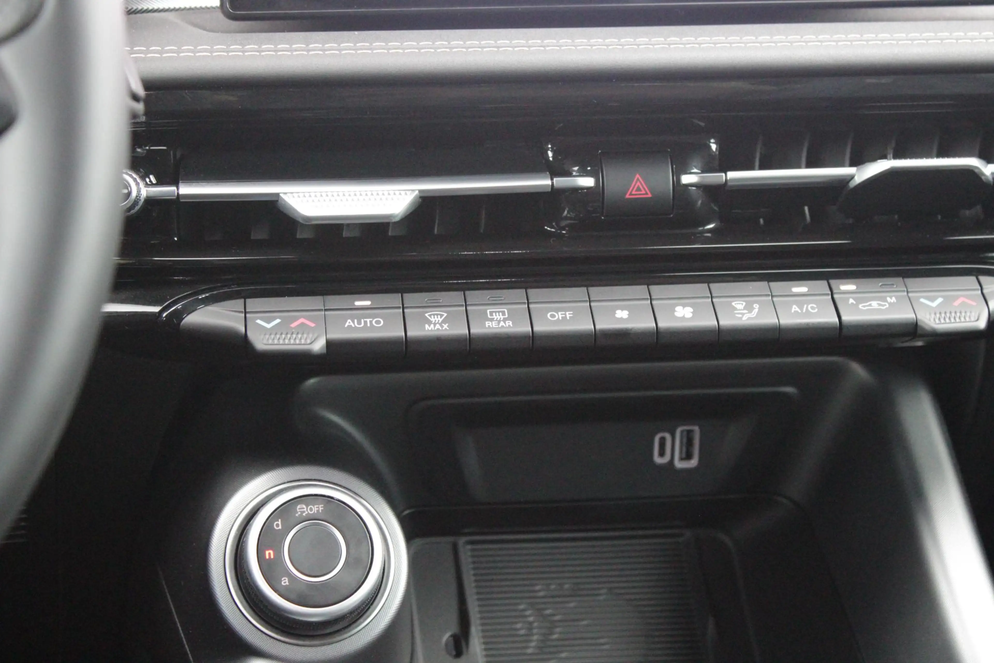 Alfa Romeo Tonale 1.3T PHEV 280PK EDIZIONE BUSINESS | AFNEEMBARE TRE — photo 33