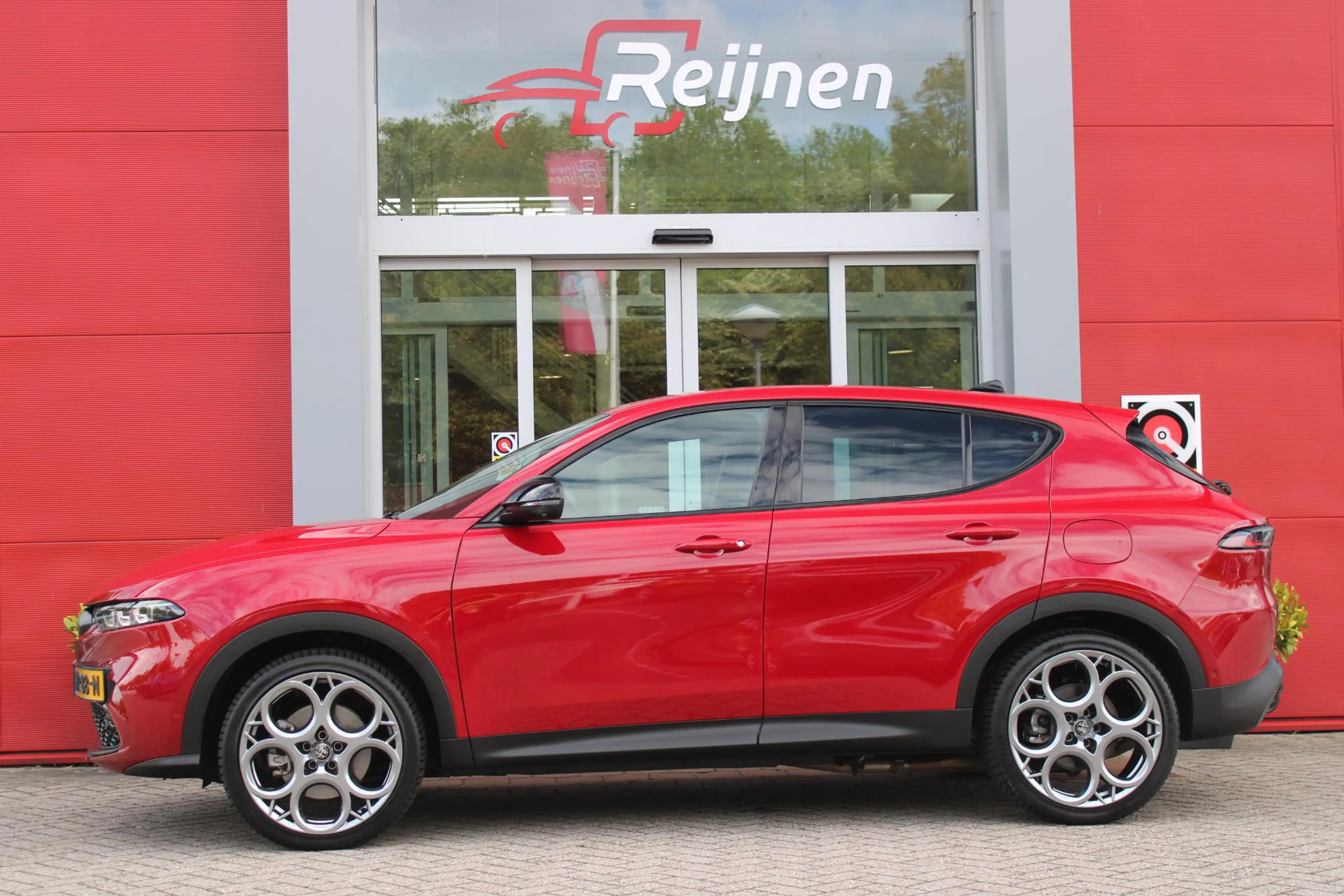 Alfa Romeo Tonale 1.3T PHEV 280PK EDIZIONE BUSINESS | AFNEEMBARE TRE — photo 3