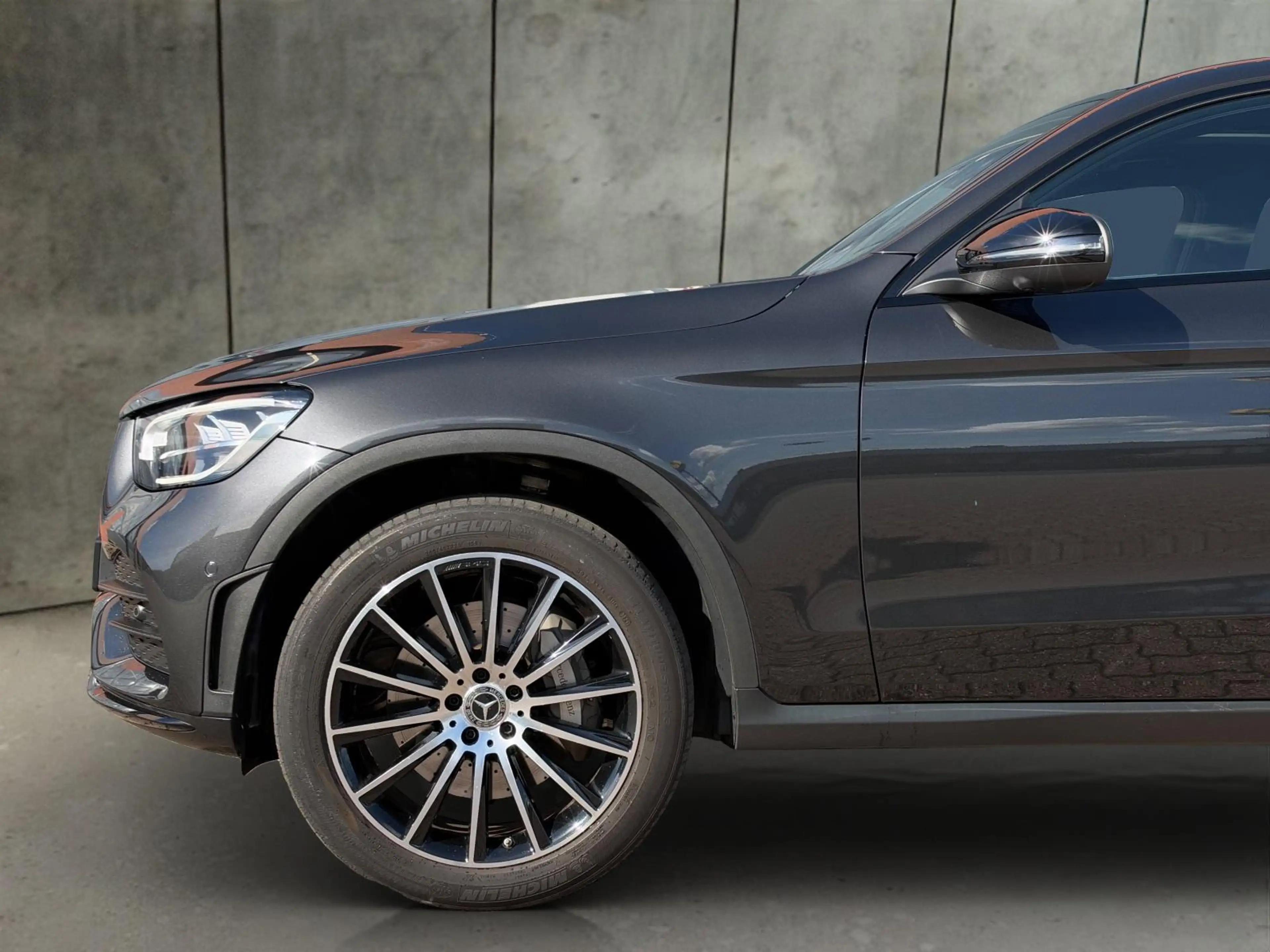 Mercedes-Benz GLC 300 300e Coupé 4-Matic AMG Line | Rij-Assistentiepakke — photo 3