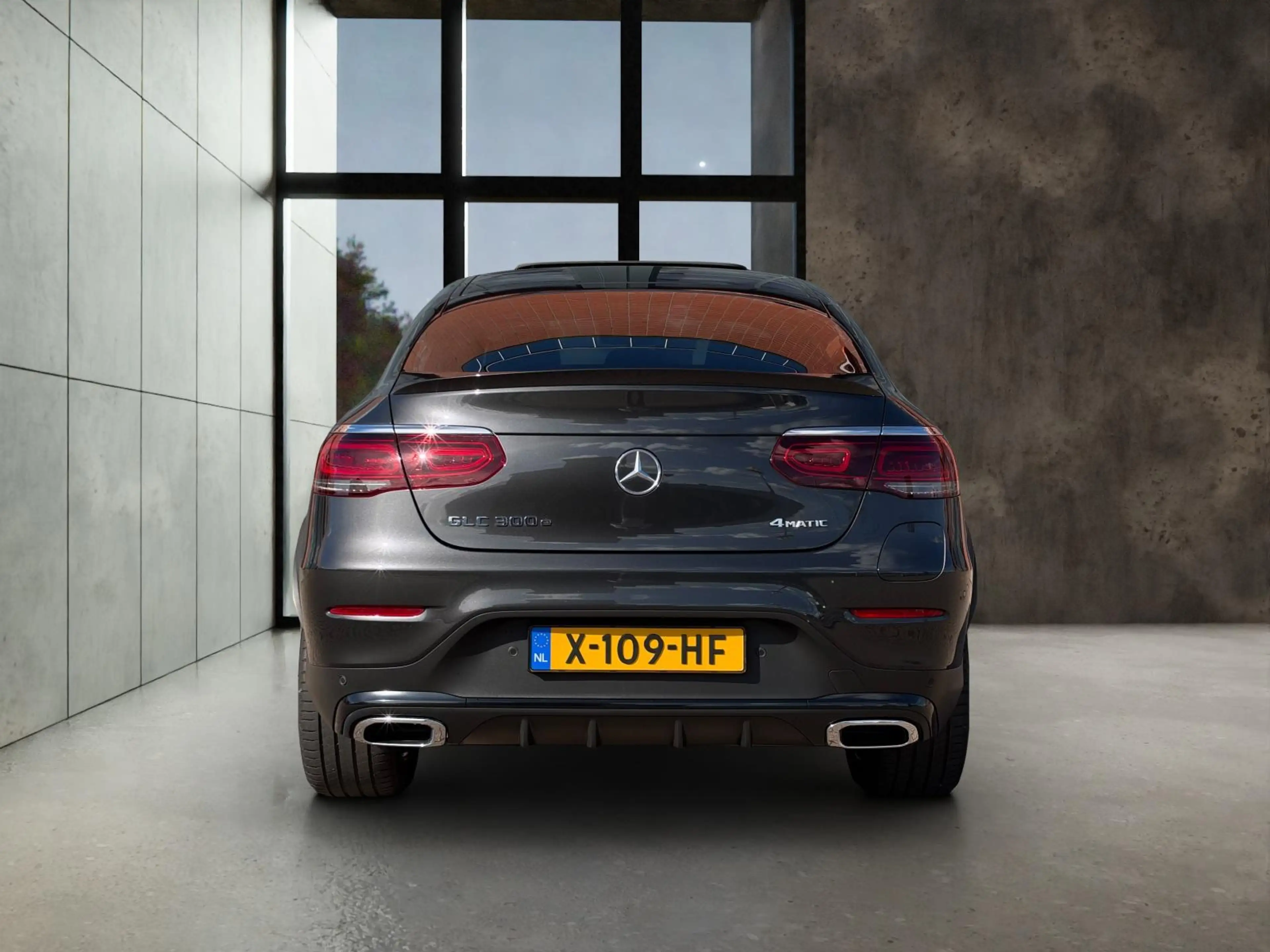 Mercedes-Benz GLC 300 300e Coupé 4-Matic AMG Line | Rij-Assistentiepakke — photo 5