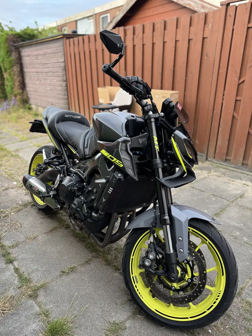 Yamaha MT-09 ABS Quickshifter CARBON Gris - 1