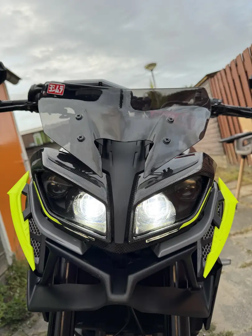 Yamaha MT-09 ABS Quickshifter CARBON Gris - 2