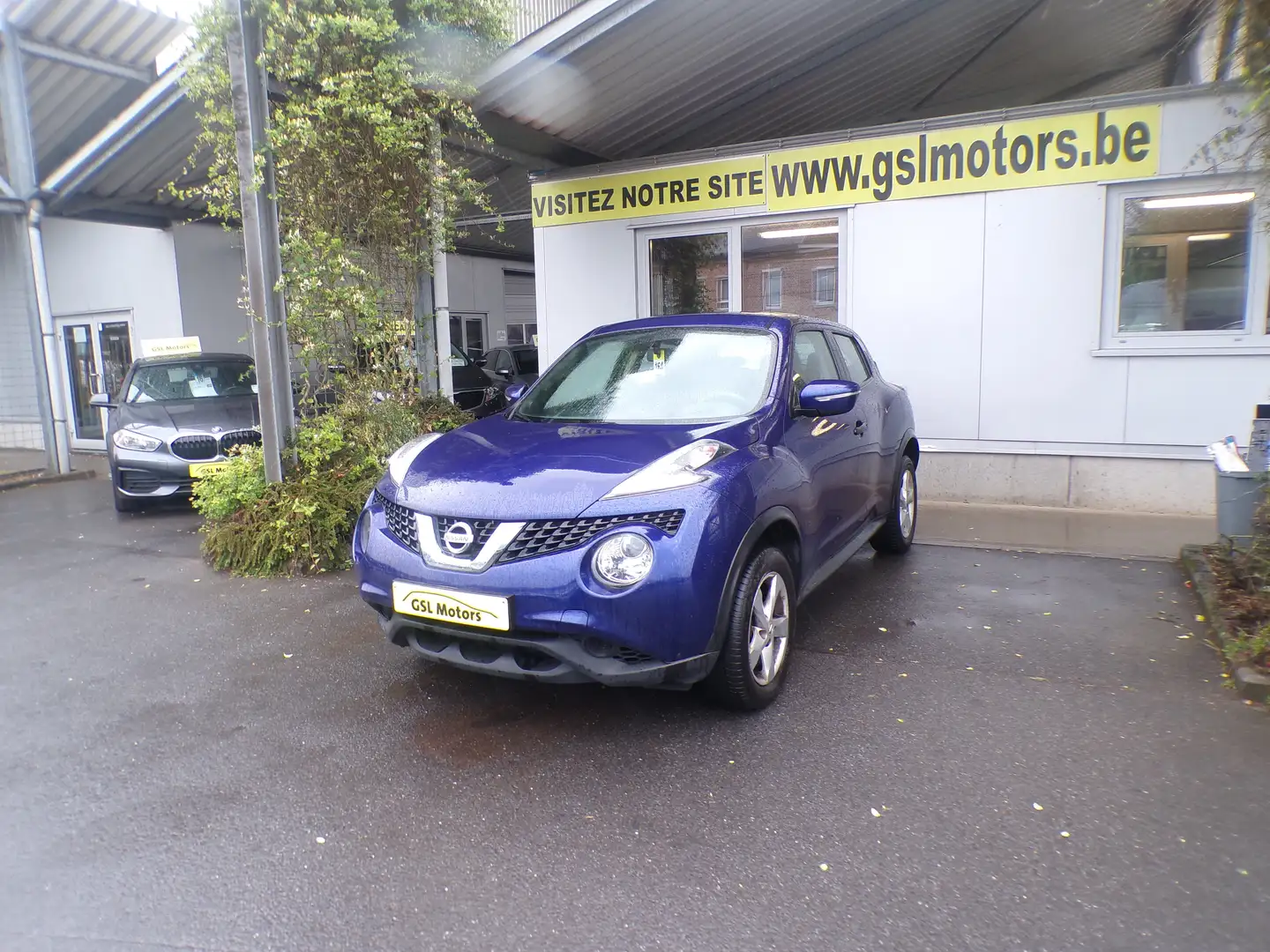 Nissan Juke 1.6i 95cv Bleu  04/18 1ére main Airco Radio CD Bleu - 1