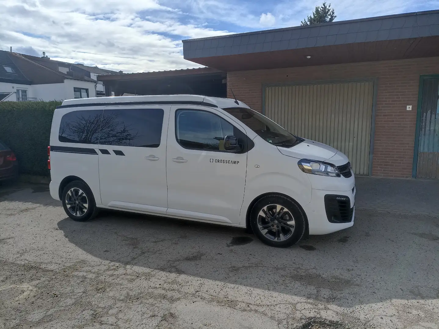 Opel Zafira Life Crosscamp / Wohnmobil Weiß - 1