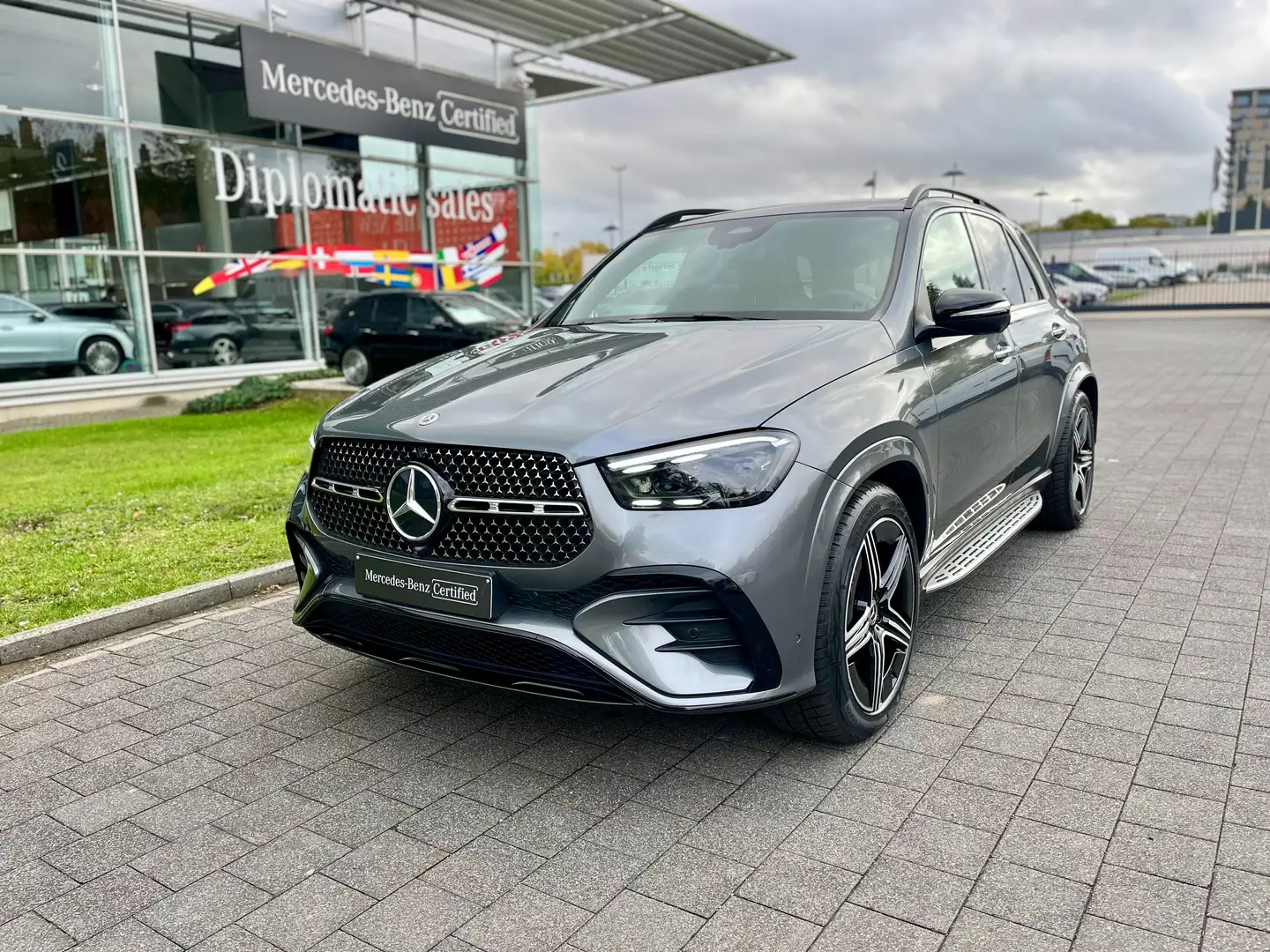 Mercedes-Benz GLE 400 GLE 400 e 4-Matic PHEV AMG Line (280 kW) Gris - 1