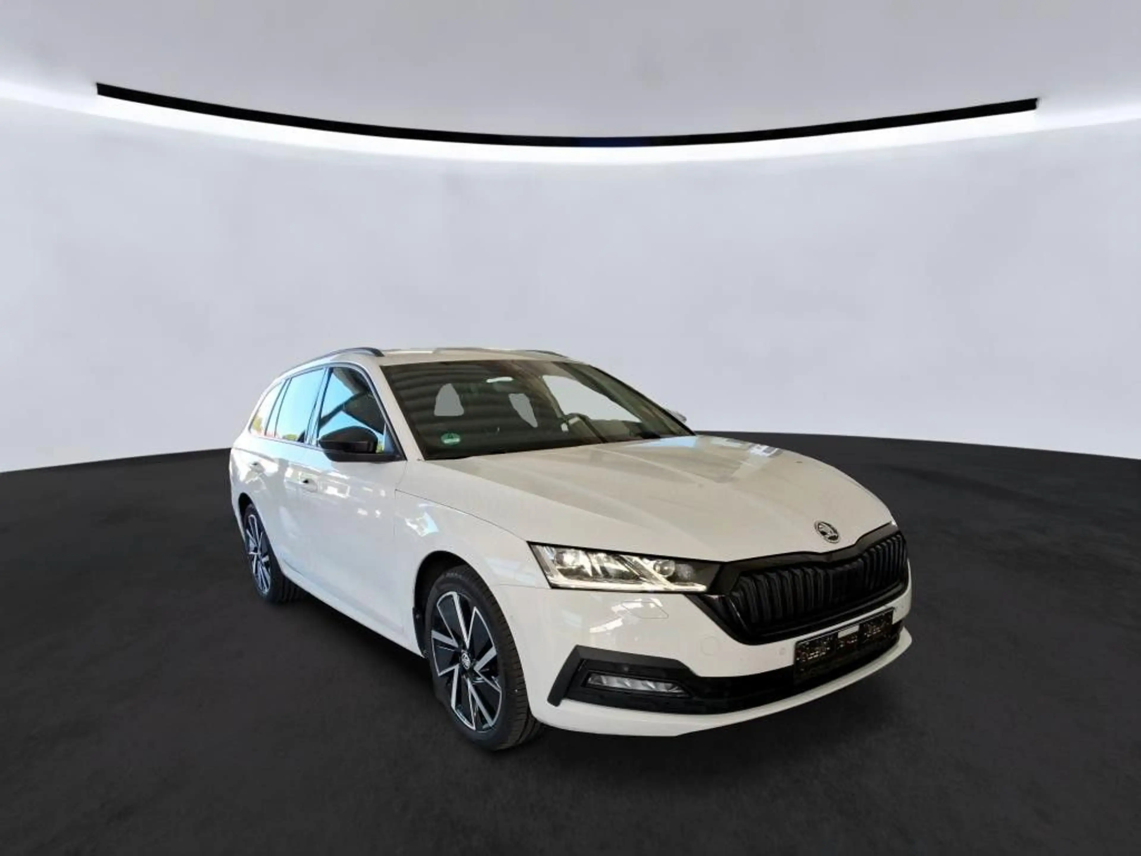 Skoda Octavia Combi Sportpaket 1.4e/TSI Navi SHZ AHK — photo 2