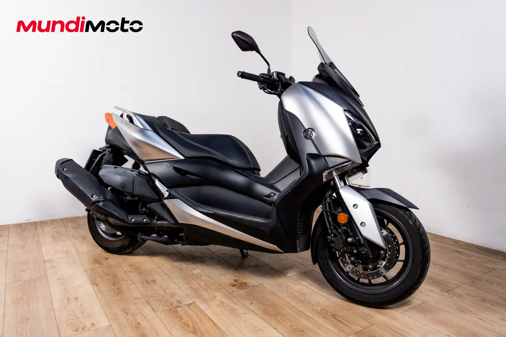 Yamaha X-Max 400 - 2