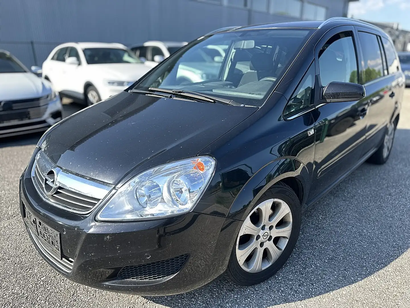 Opel Zafira 1,9 CDTI Style DPF Schwarz - 1