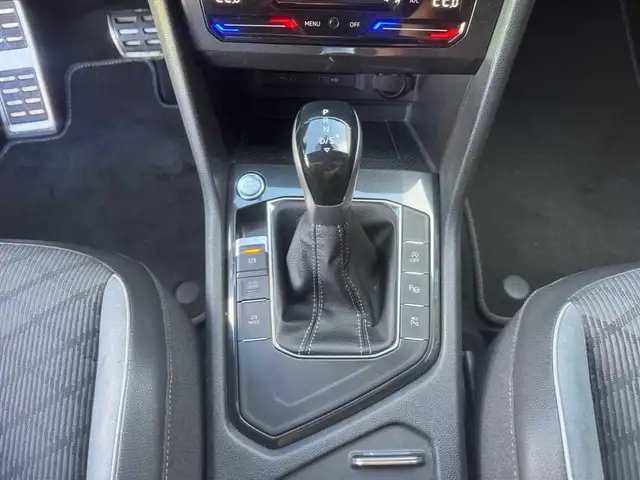 Volkswagen Tiguan view 14