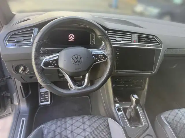 Volkswagen Tiguan view 9