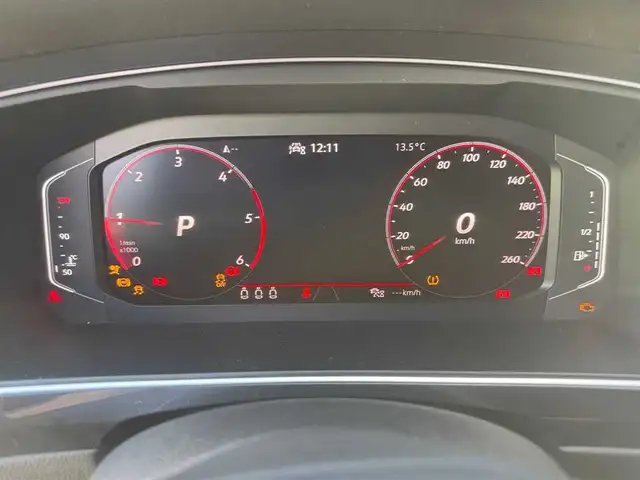 Volkswagen Tiguan view 10