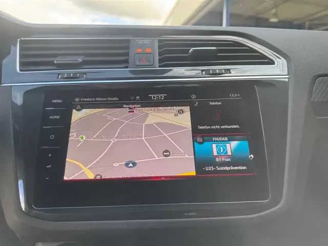 Volkswagen Tiguan view 13