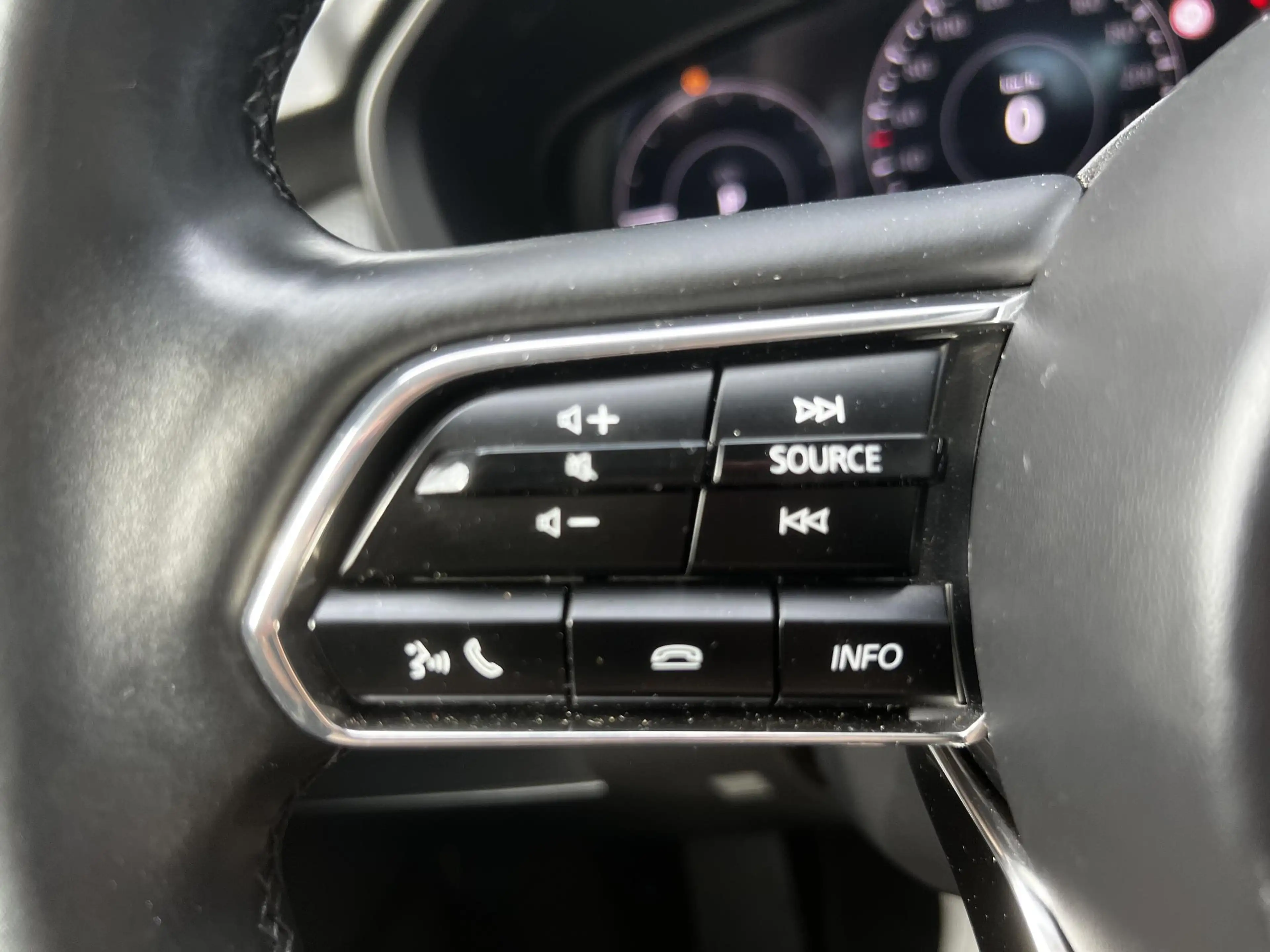 Mazda CX-60 2.5 e-SkyActiv PHEV Exclusive-Line | Apple CarPlay — photo 24