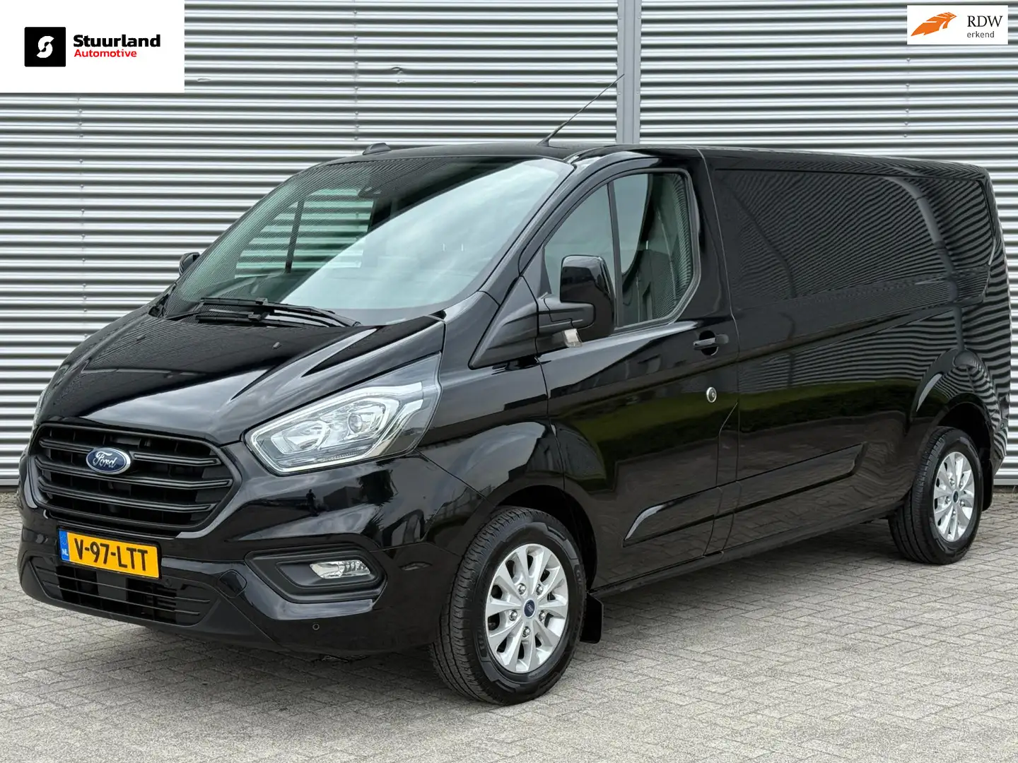Ford Transit Custom 320 2.0 TDCI L2H1 130pk Airco/ Stoelverw./ Camera/ Zwart - 1