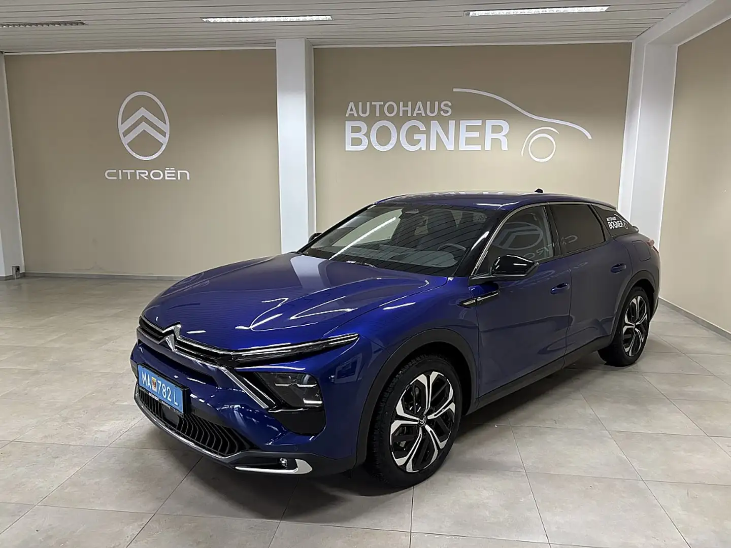 Citroen C5 X Shine Hybrid 225 e-EAT8 Blau - 1