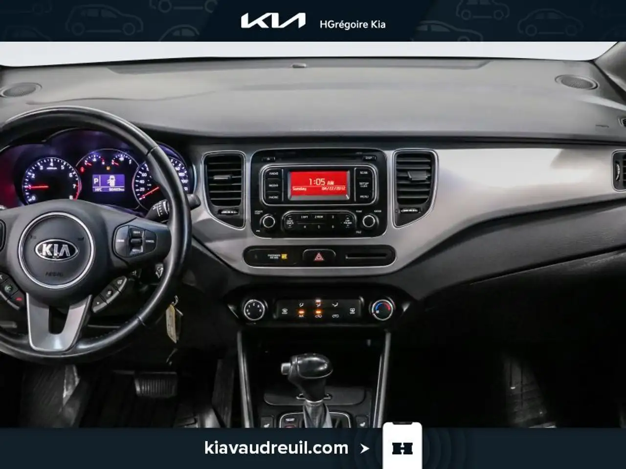 Kia Rondo снимка Kia Rondo