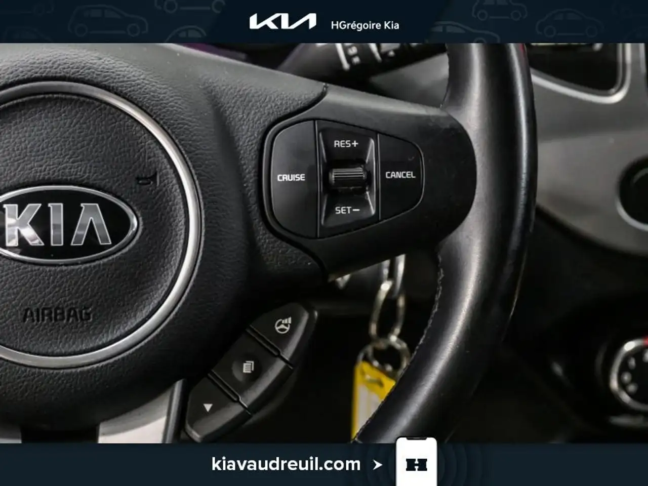Kia Rondo снимка Kia Rondo