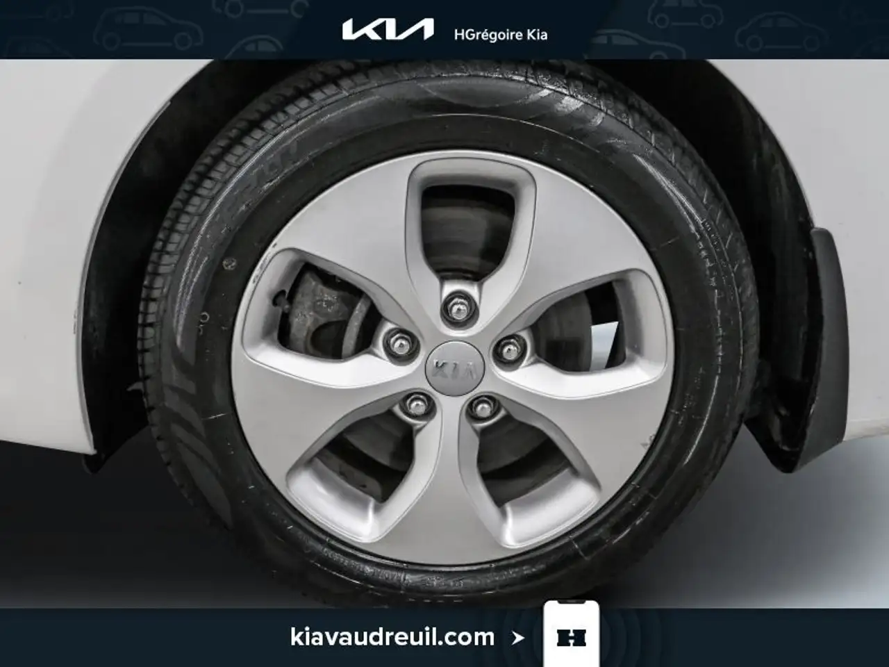 Kia Rondo снимка Kia Rondo