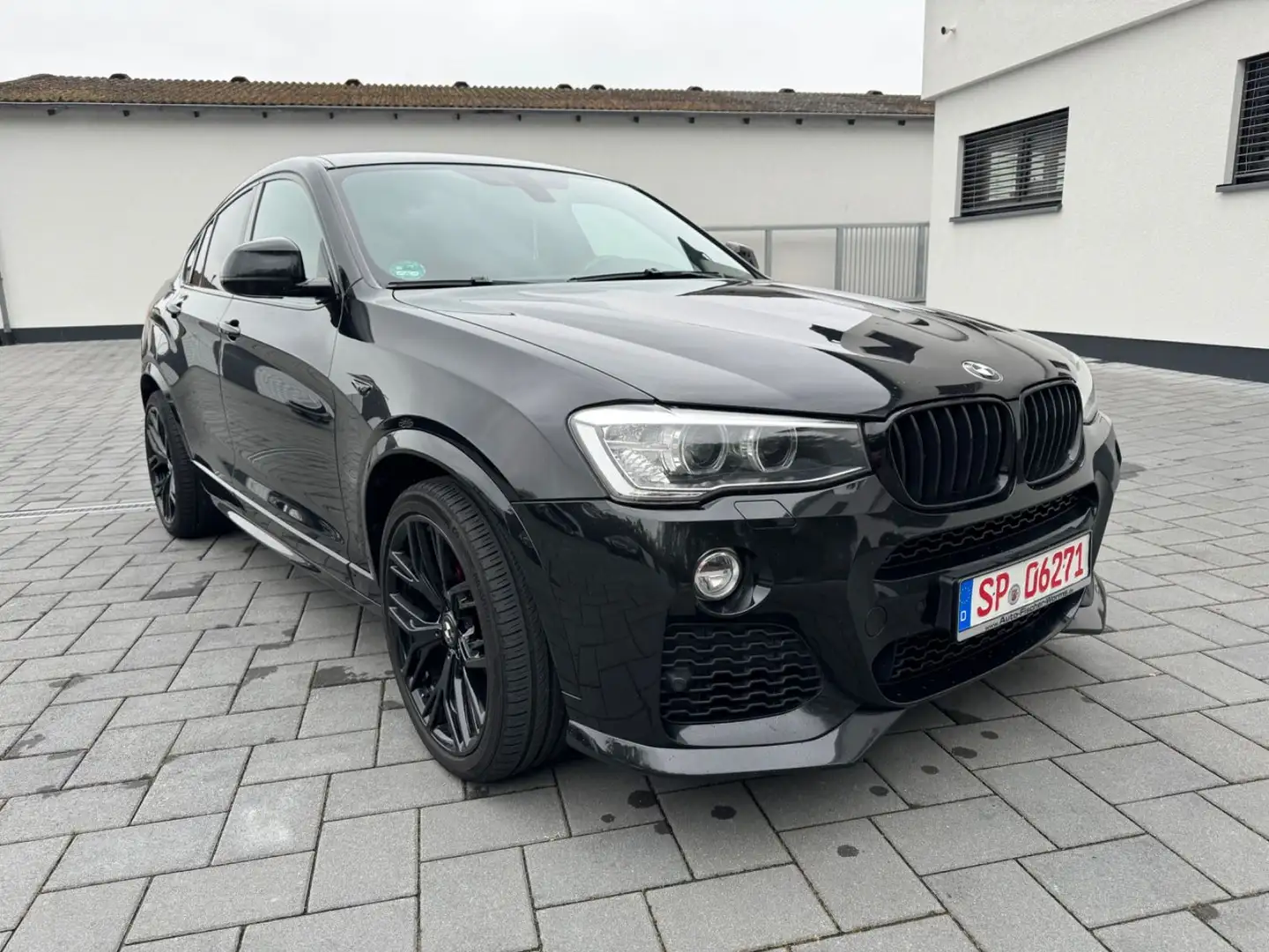 BMW X4 Baureihe X4 xDrive 35 d"Schnitzer"M Sport Schwarz - 1