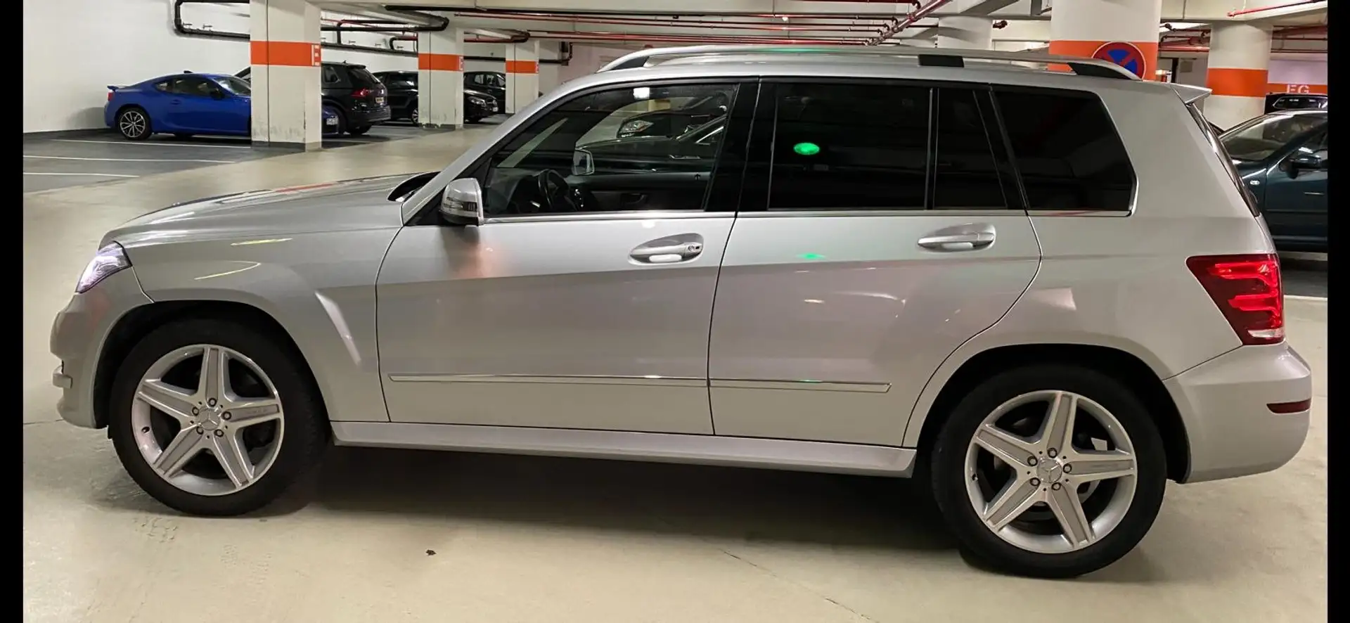Mercedes-Benz GLK 350 GLK 350 CDI 4Matic (BlueEFFICIENCY) 7G-TRONIC Zilver - 2