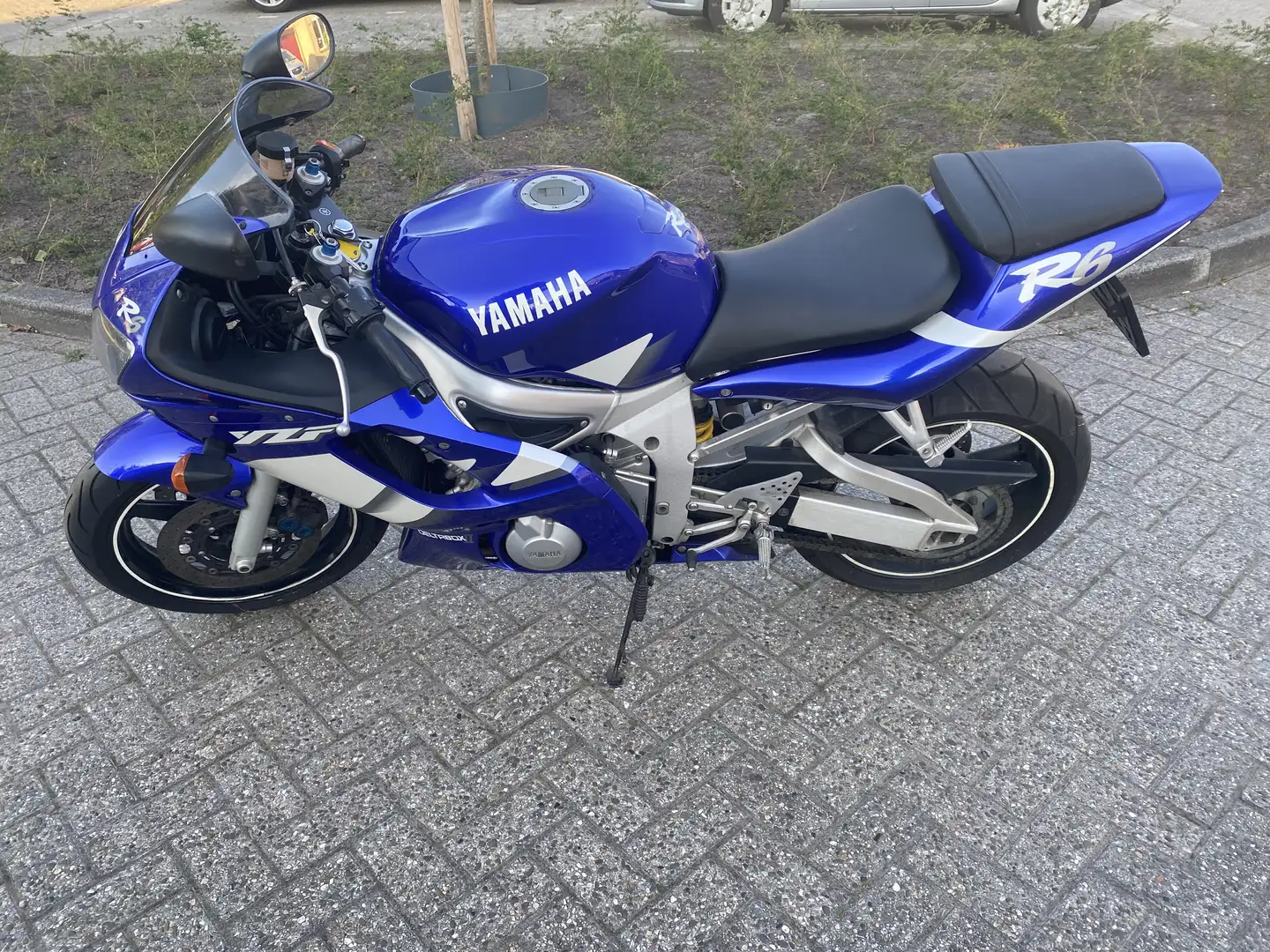 Yamaha YZF 600 Yamaha R6 - 2
