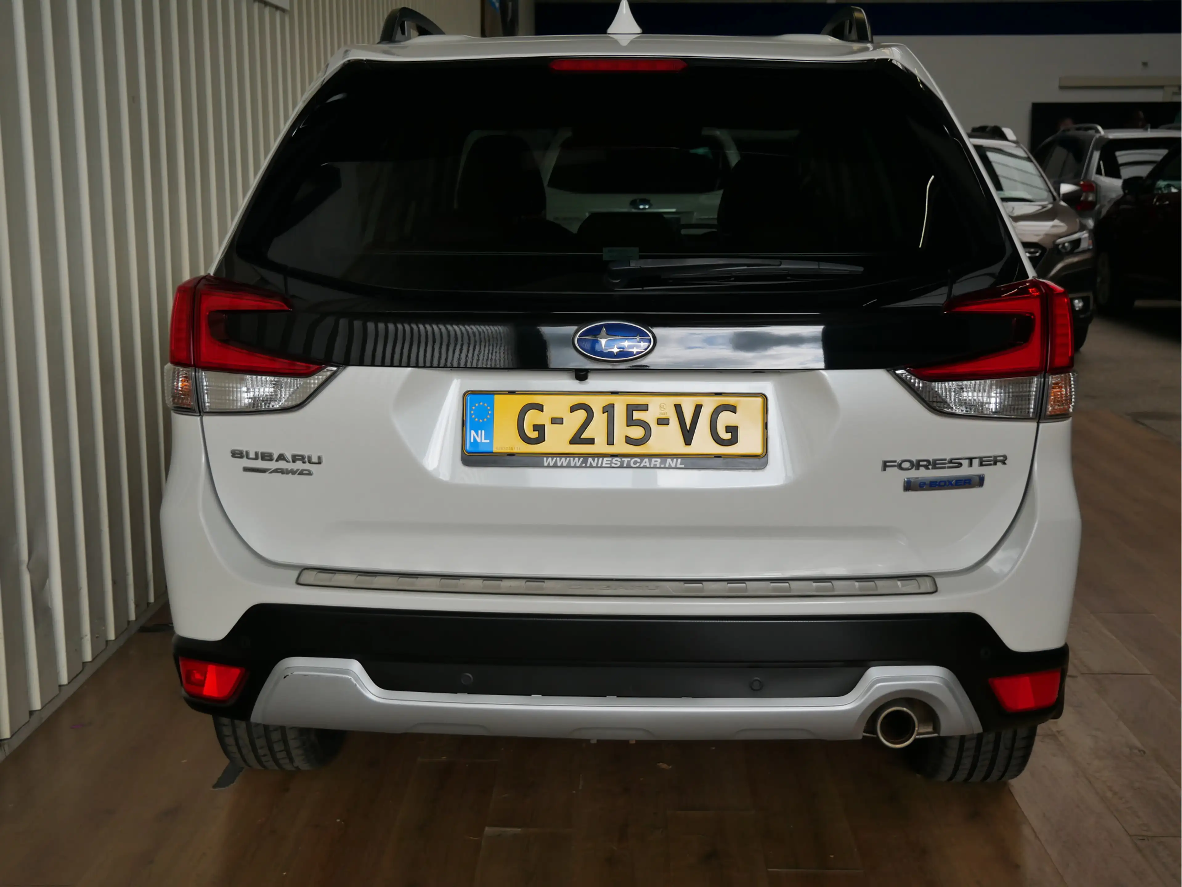 Subaru Forester 2.0i e-BOXER First Edition — photo 18