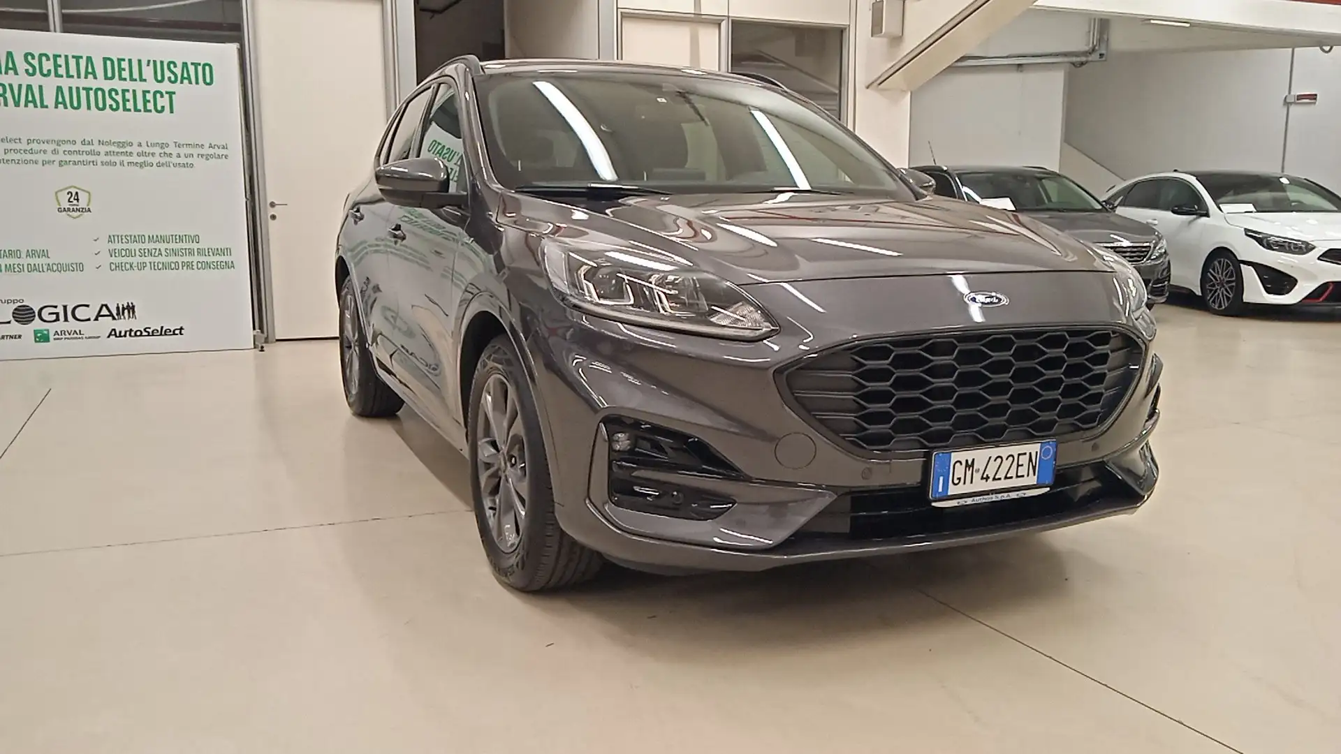 Ford Kuga 1.5 ecoblue ST-Line 2wd 120cv Gris - 1