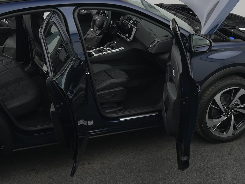 DS Automobiles DS 7 Crossback DS7 Etoile Blue HDI 130 — photo 11