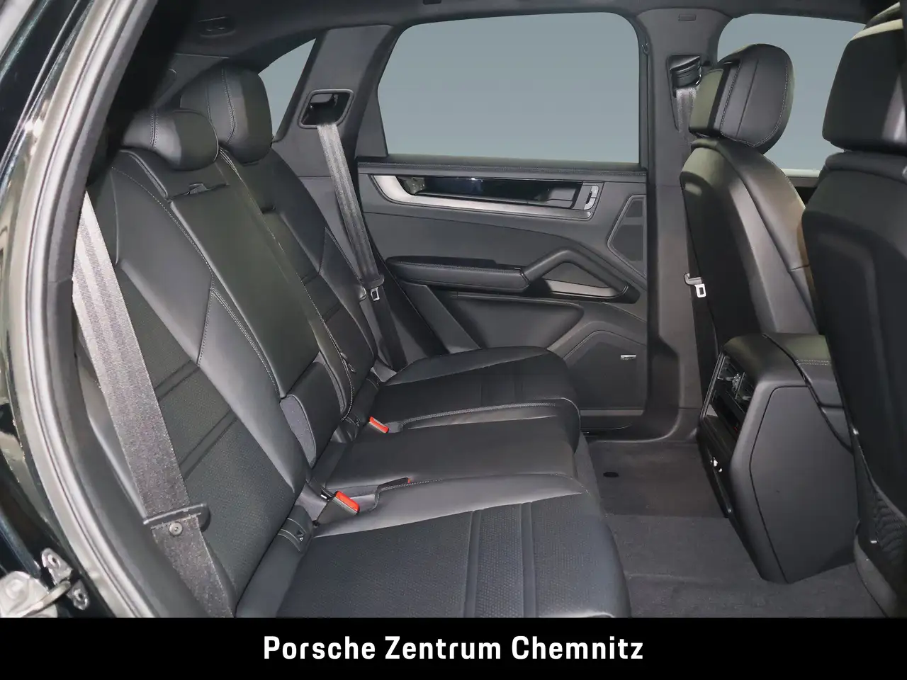 Porsche Cayenne E-Hybrid Black Edition!;Sitzbelüft.;Head-Up;InnoDr 8