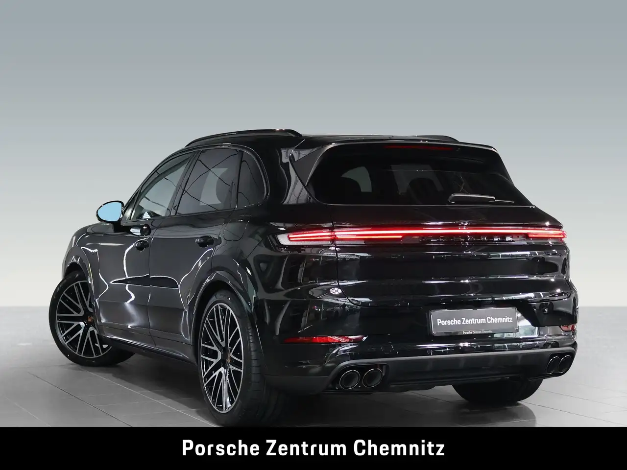 Porsche Cayenne E-Hybrid Black Edition!;Sitzbelüft.;Head-Up;InnoDr 3