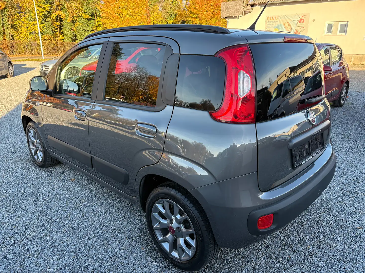 Fiat Panda Panda 1,2 Easy*4 ZYLINDER*NUR:15.000KM*NEUWERTIG Grau - 2