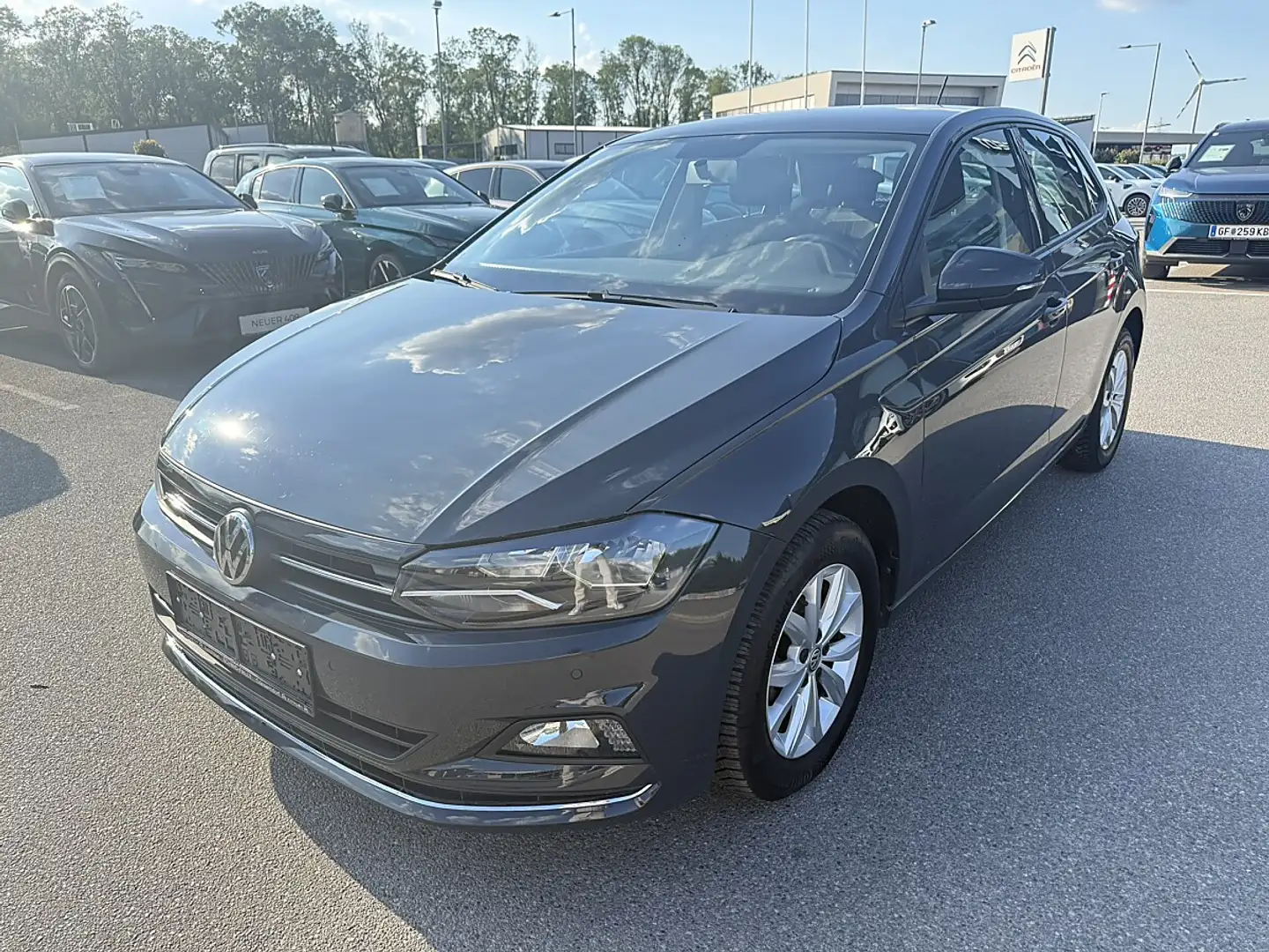 Volkswagen Polo 1,6 TDI SCR Comfortline Grau - 1