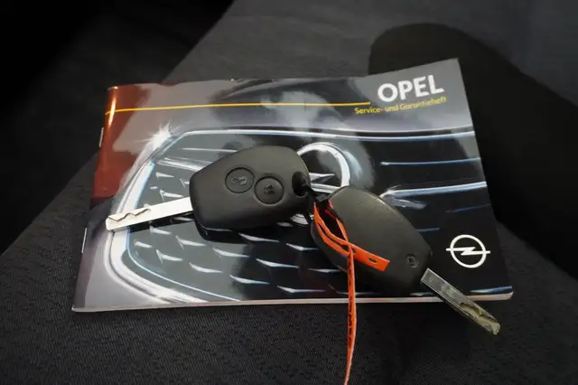 Opel Vivaro view 15
