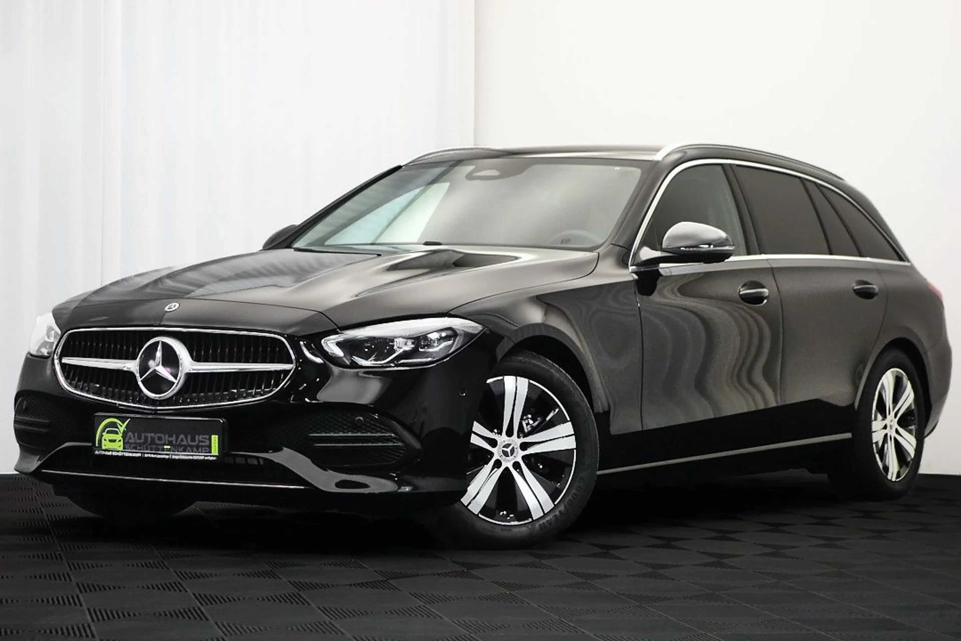 Mercedes-Benz C 200 d T 9G-TRONIC RFKMRA+E-HECK+E-SITZE+ACC+LED — photo 3