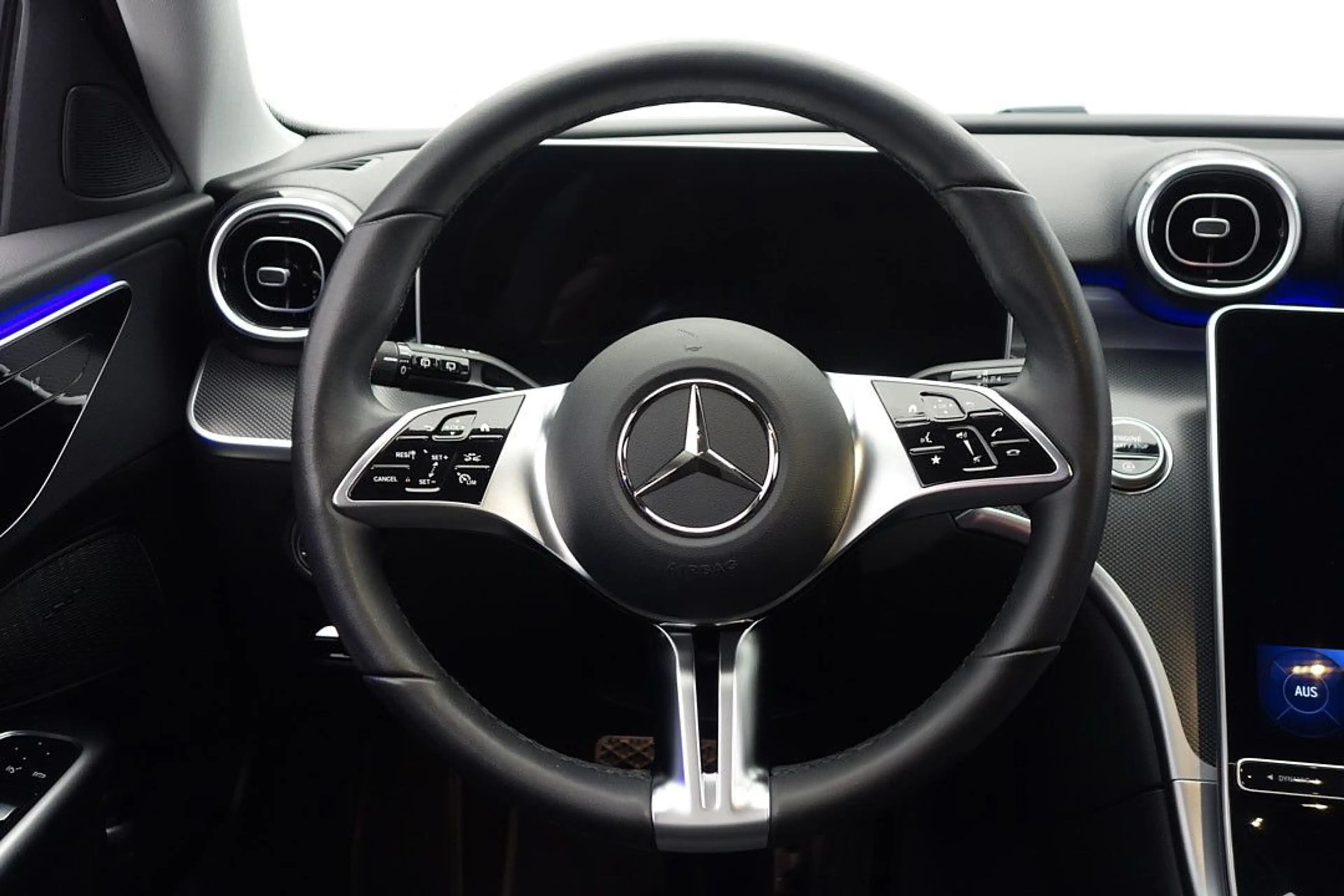 Mercedes-Benz C 200 d T 9G-TRONIC RFKMRA+E-HECK+E-SITZE+ACC+LED — photo 27