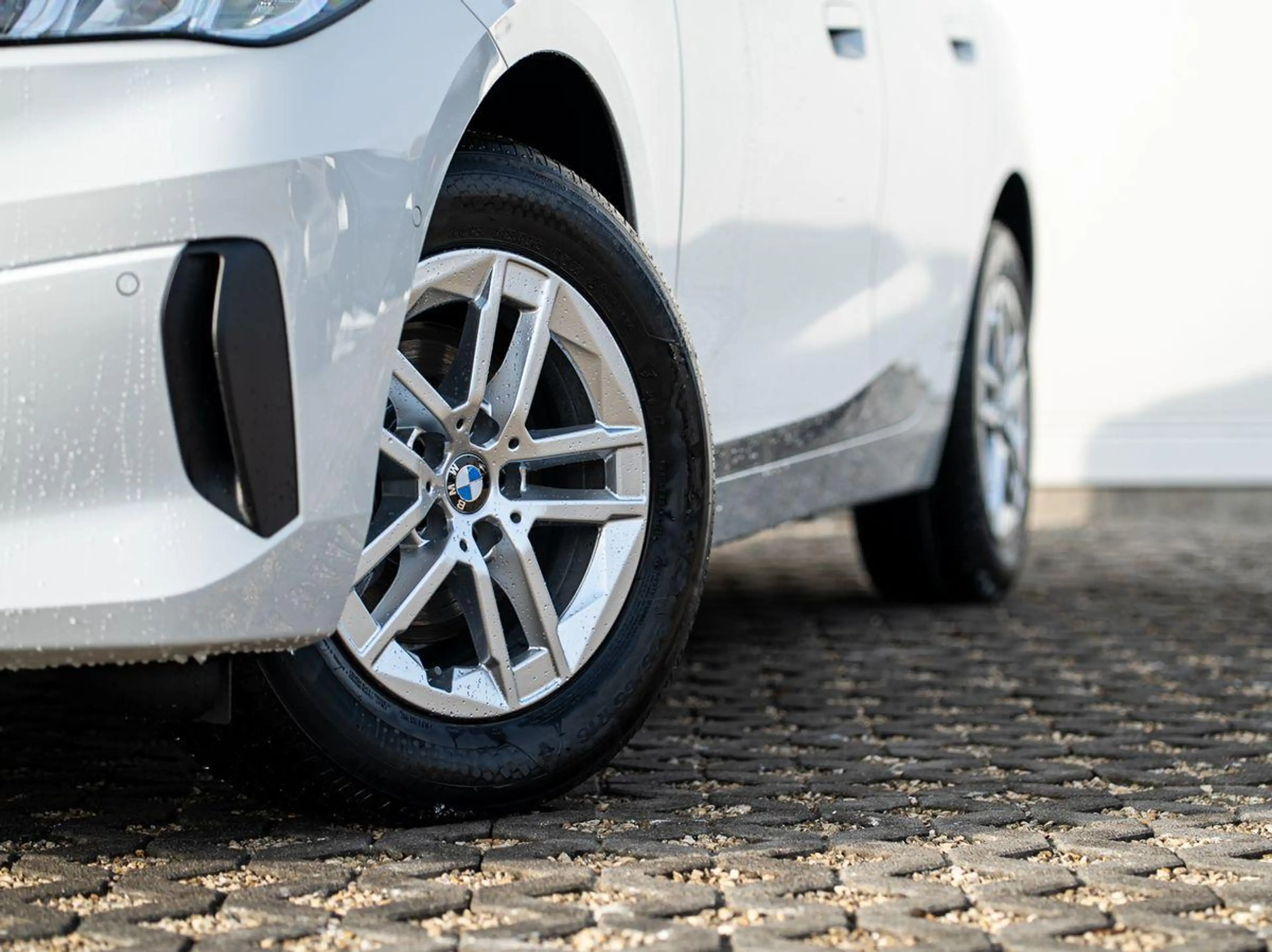 BMW 220 220i Active Tourer AHK Navi Kamera M Dachreling — photo 3
