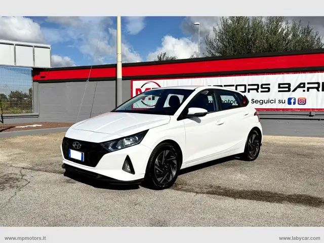 Hyundai i20 CONNECTLINE 1.2 MPI 84CV