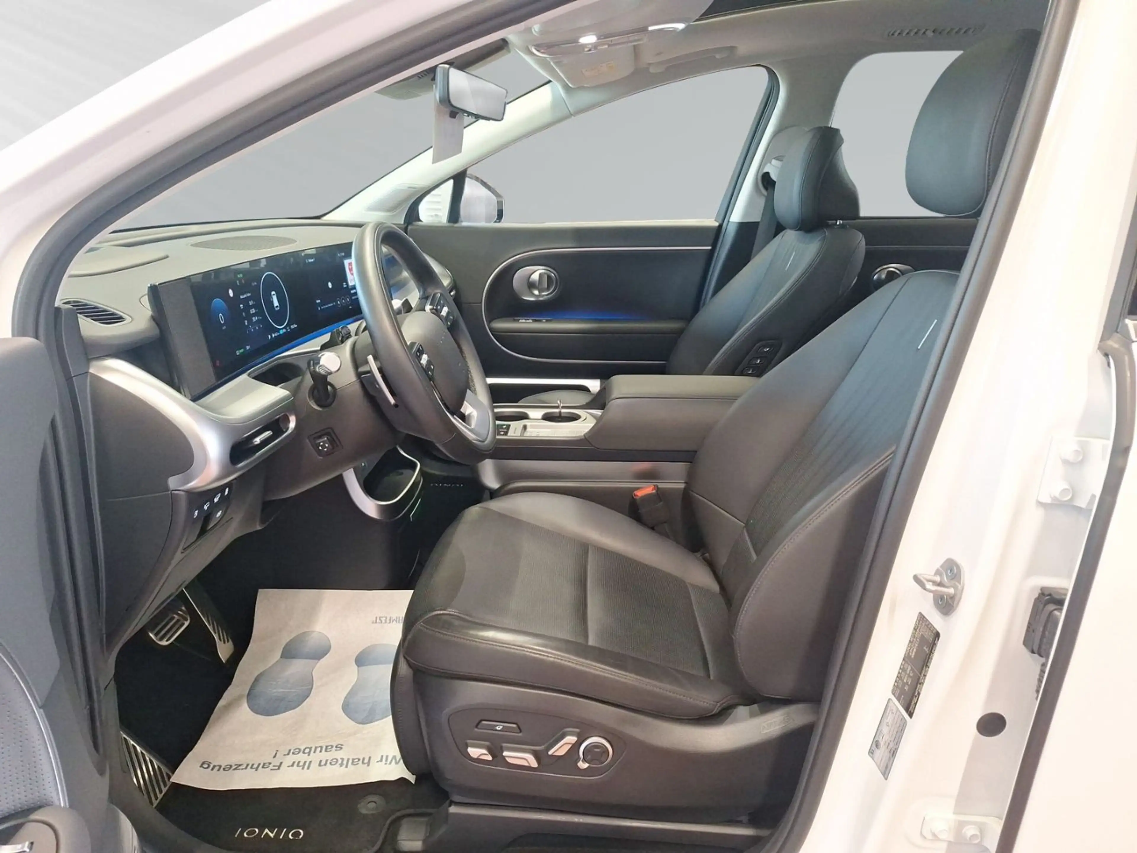 Hyundai IONIQ 9 EV 110kWh 4WD UNIQ Nappa  6-S Relax elSD — photo 8